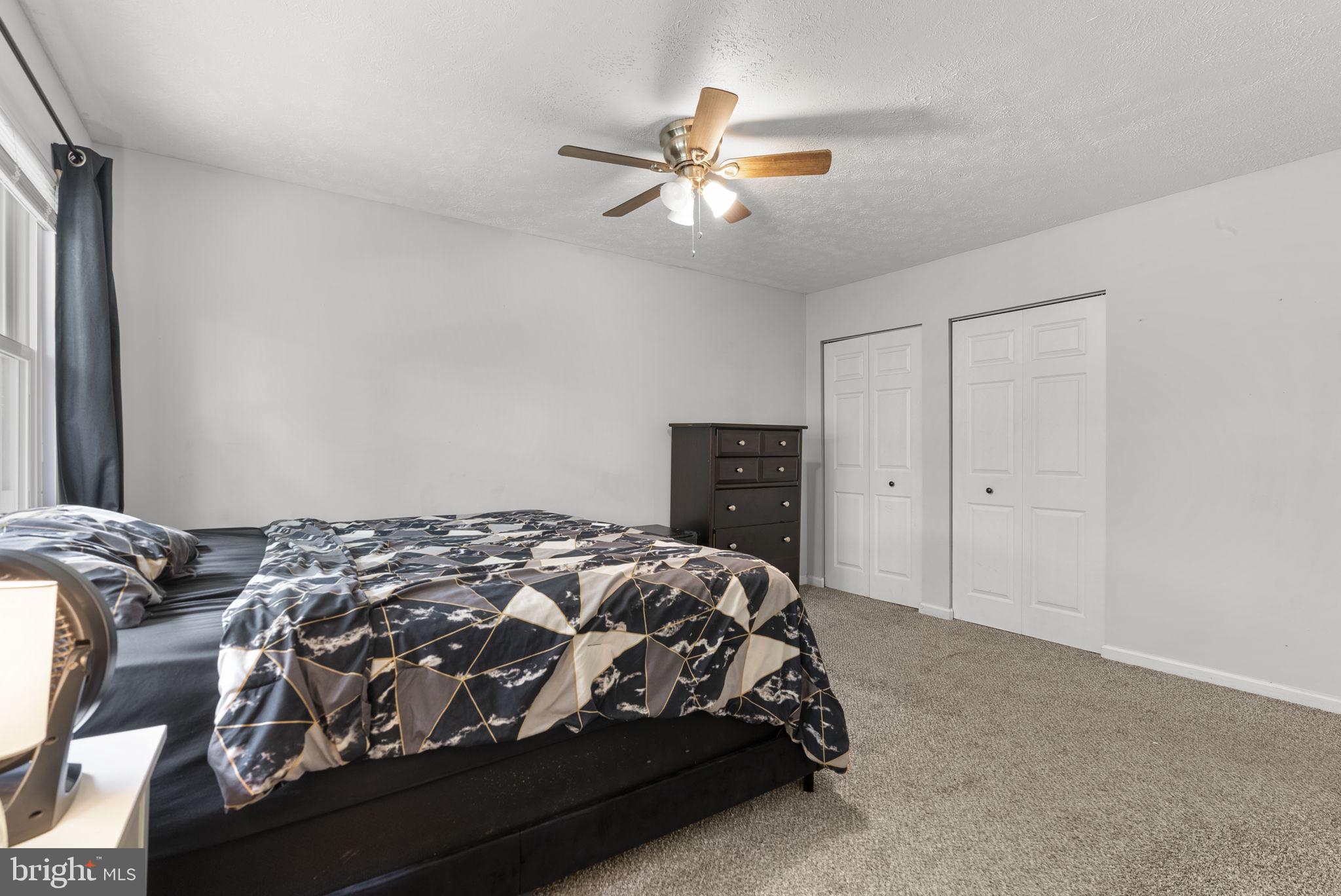 HILLCREST ORCHARDS - Residential
