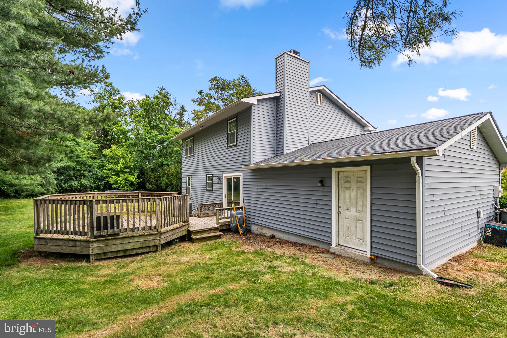 HILLCREST ORCHARDS - Residential