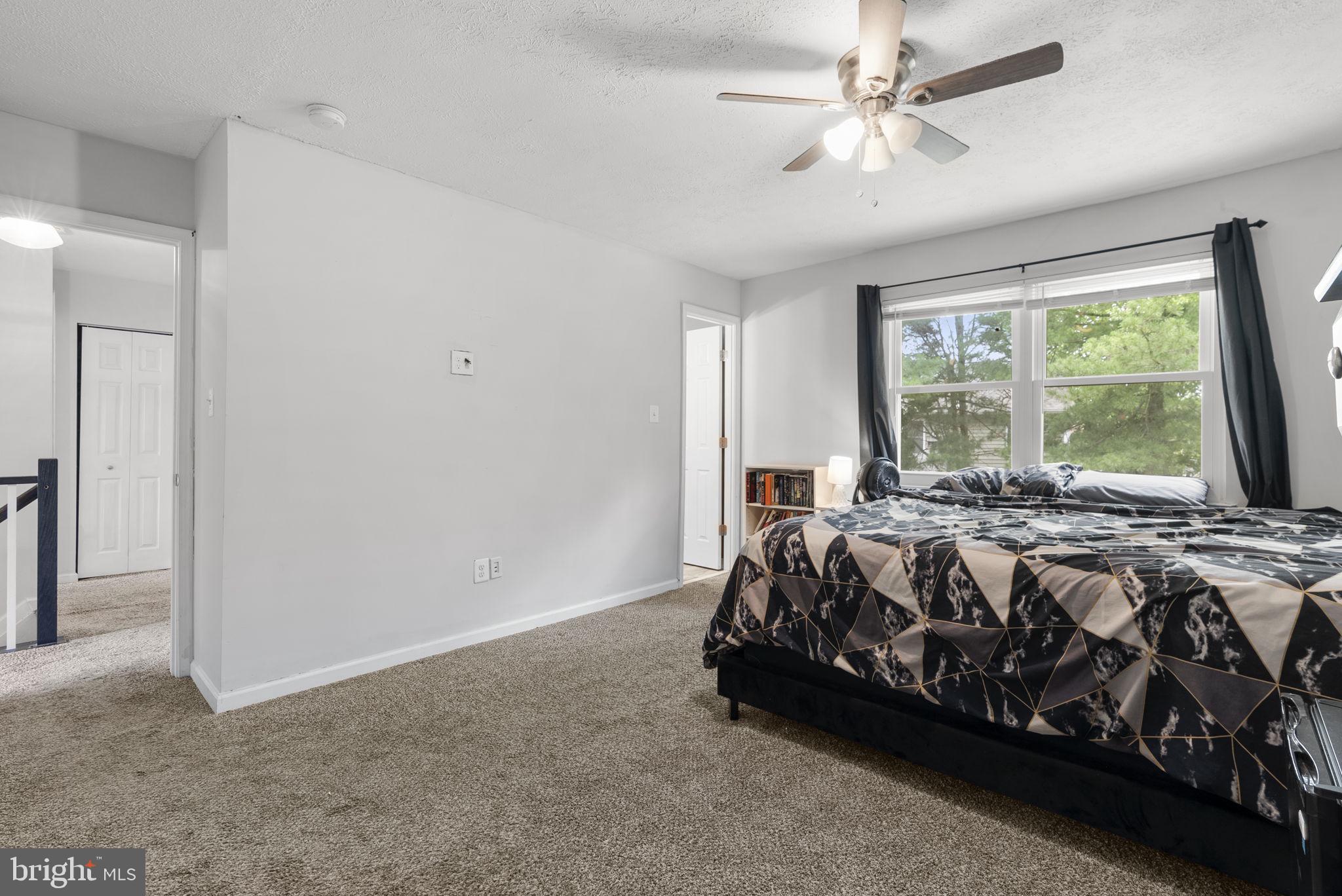 HILLCREST ORCHARDS - Residential