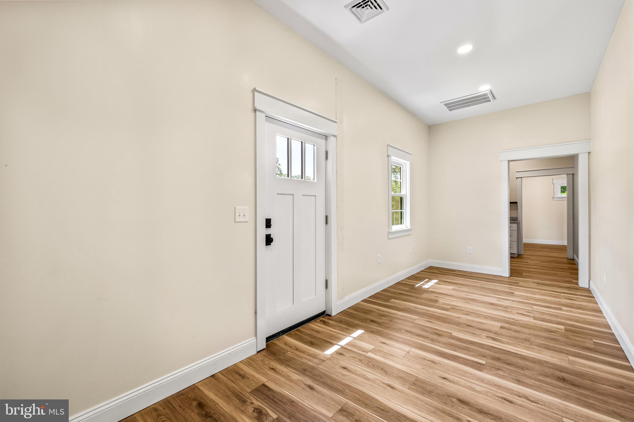 FREELAND - Residential
