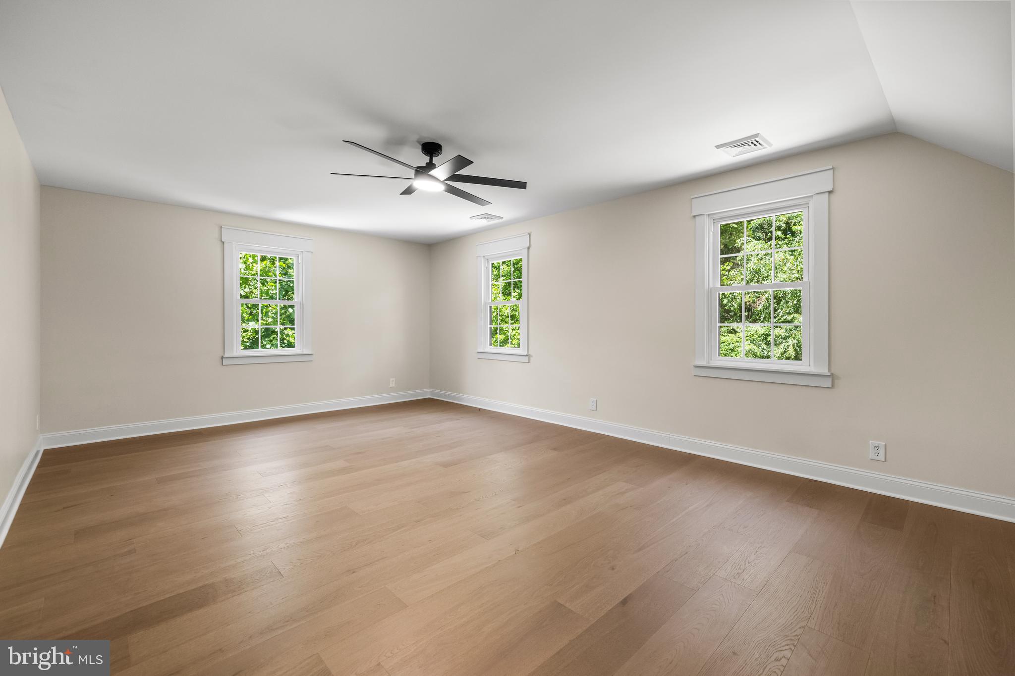 FREELAND - Residential