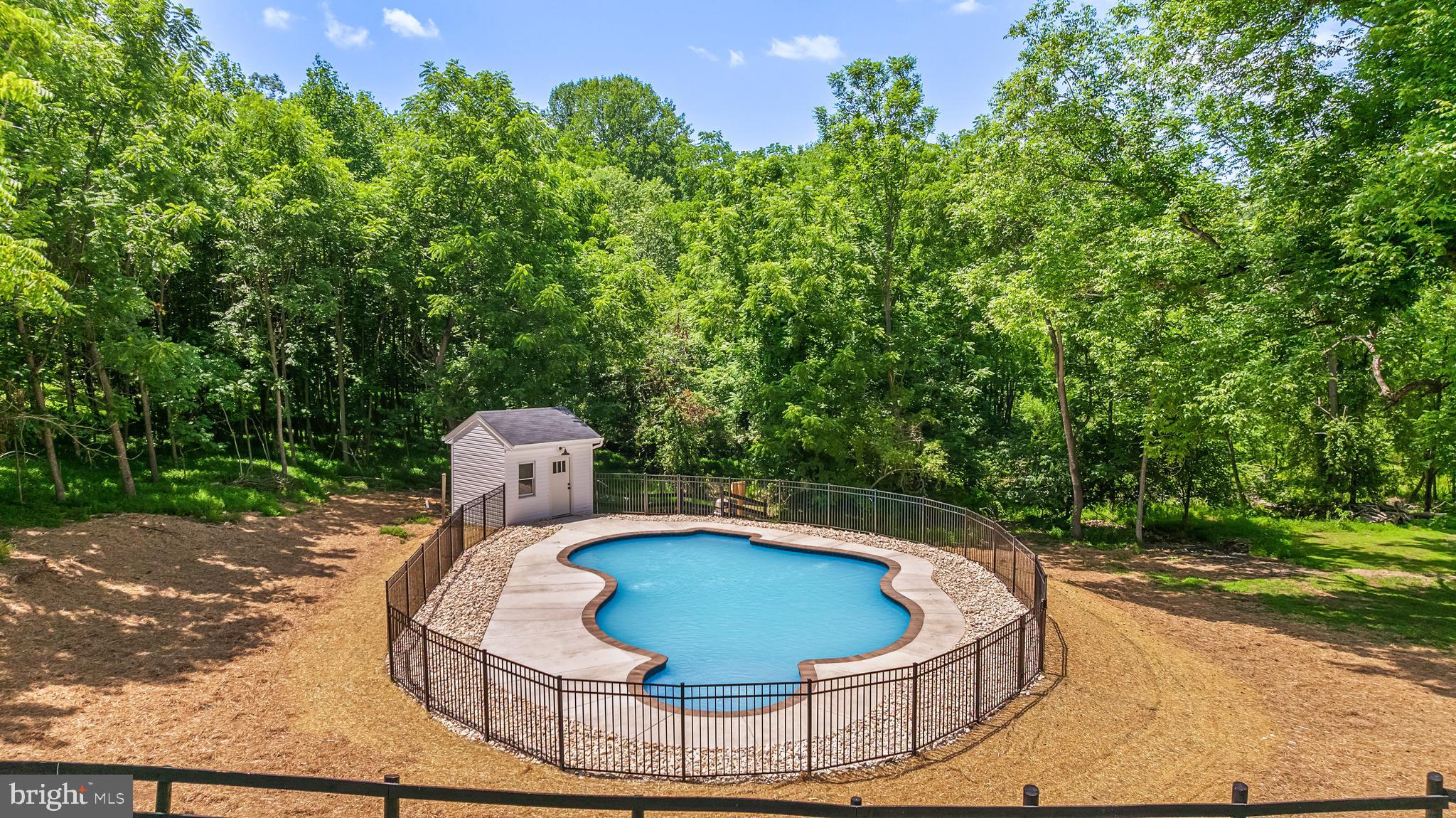 FREELAND - Residential