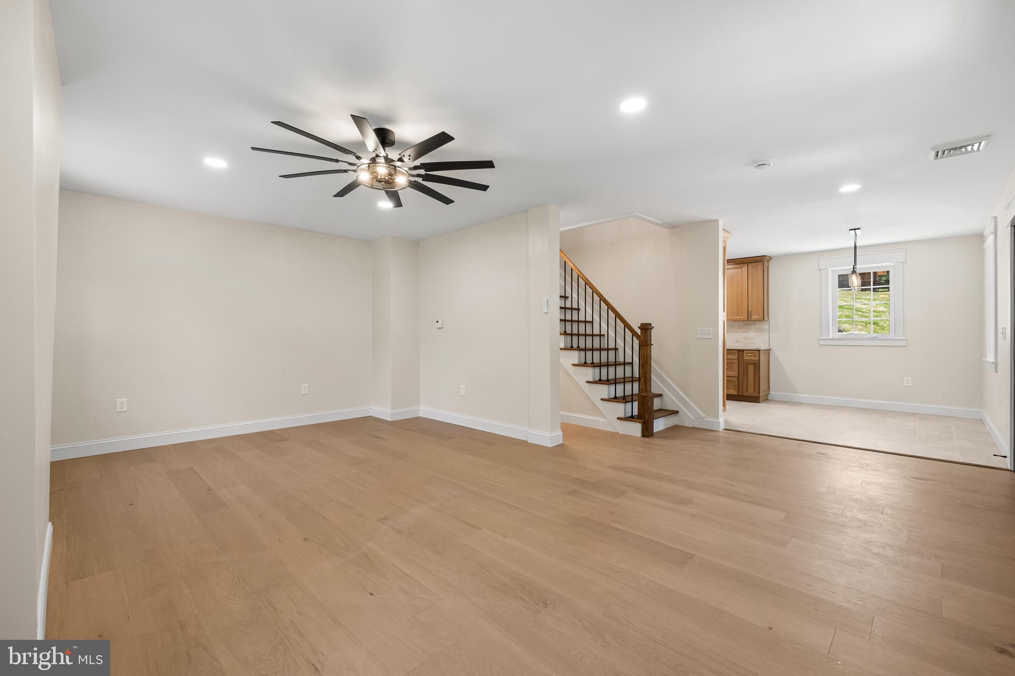 FREELAND - Residential