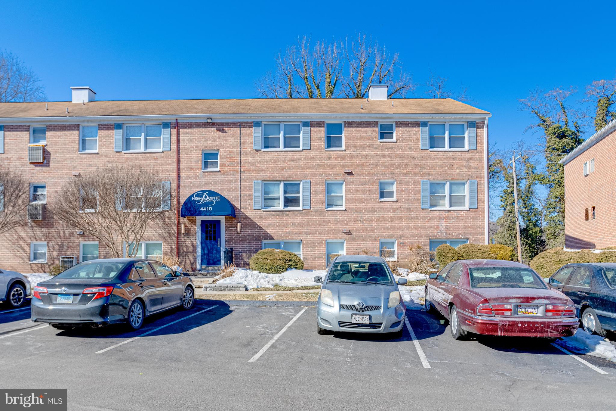 HIGHPOINTE CONDOMINIUM - Residential