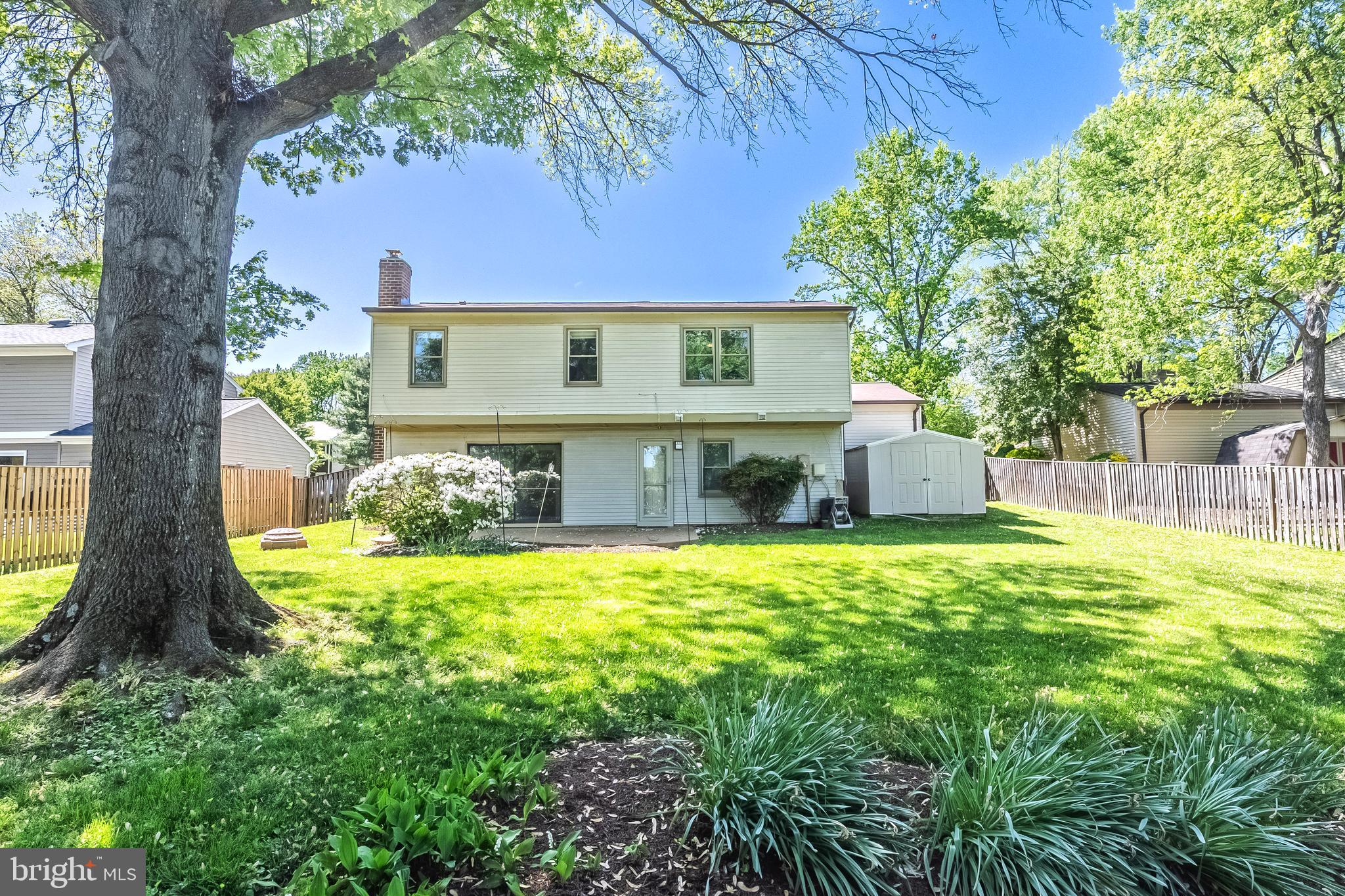 KINGSTON CHASE - Residential