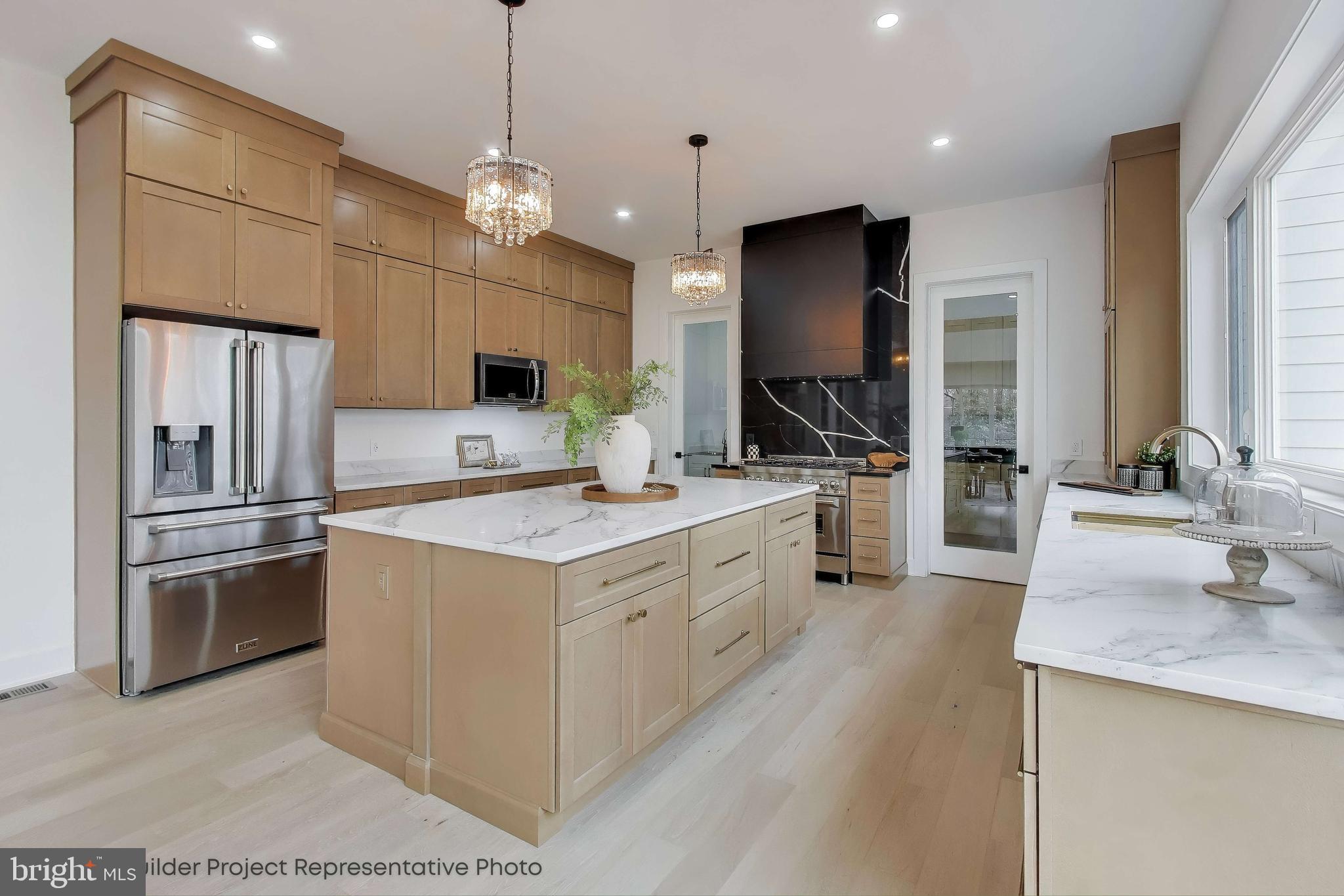 HILLCREST ESTATES - Residential