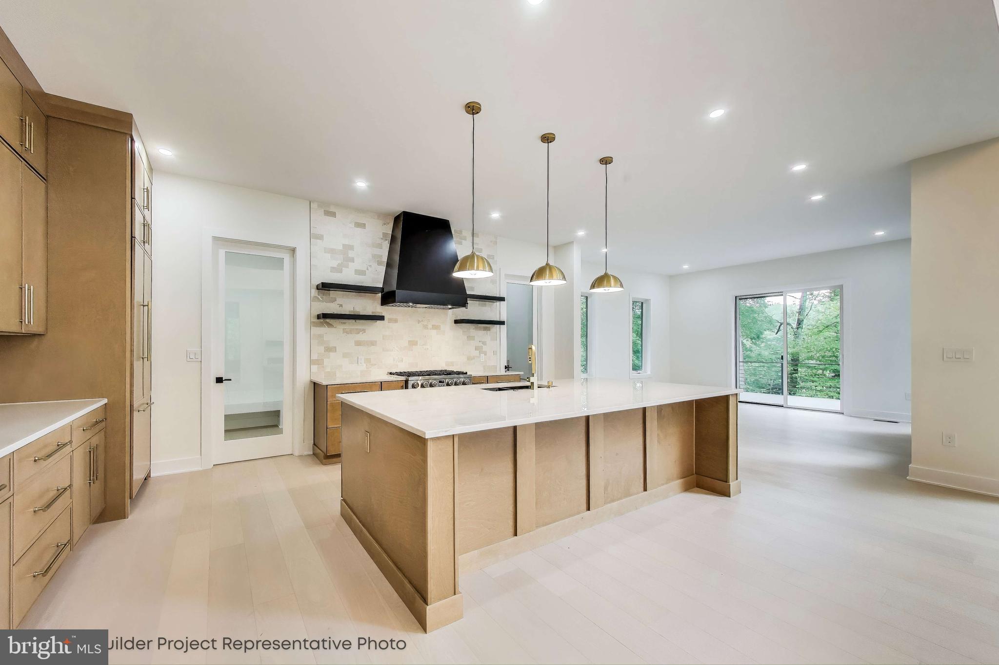 HILLCREST ESTATES - Residential
