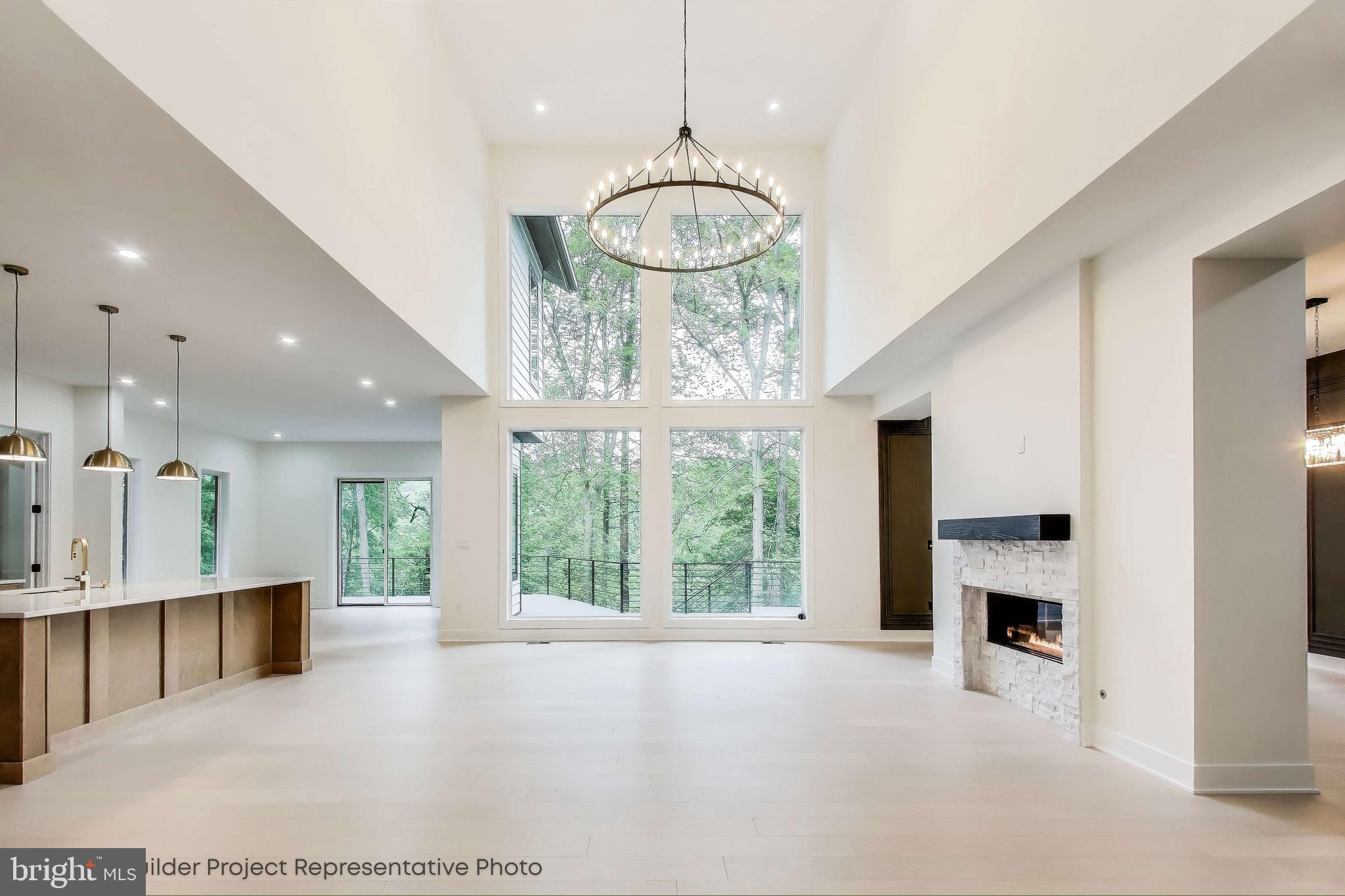 HILLCREST ESTATES - Residential