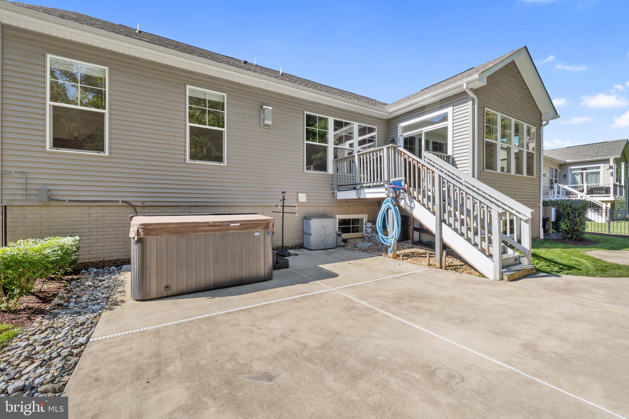 BROOKSIDE - Residential