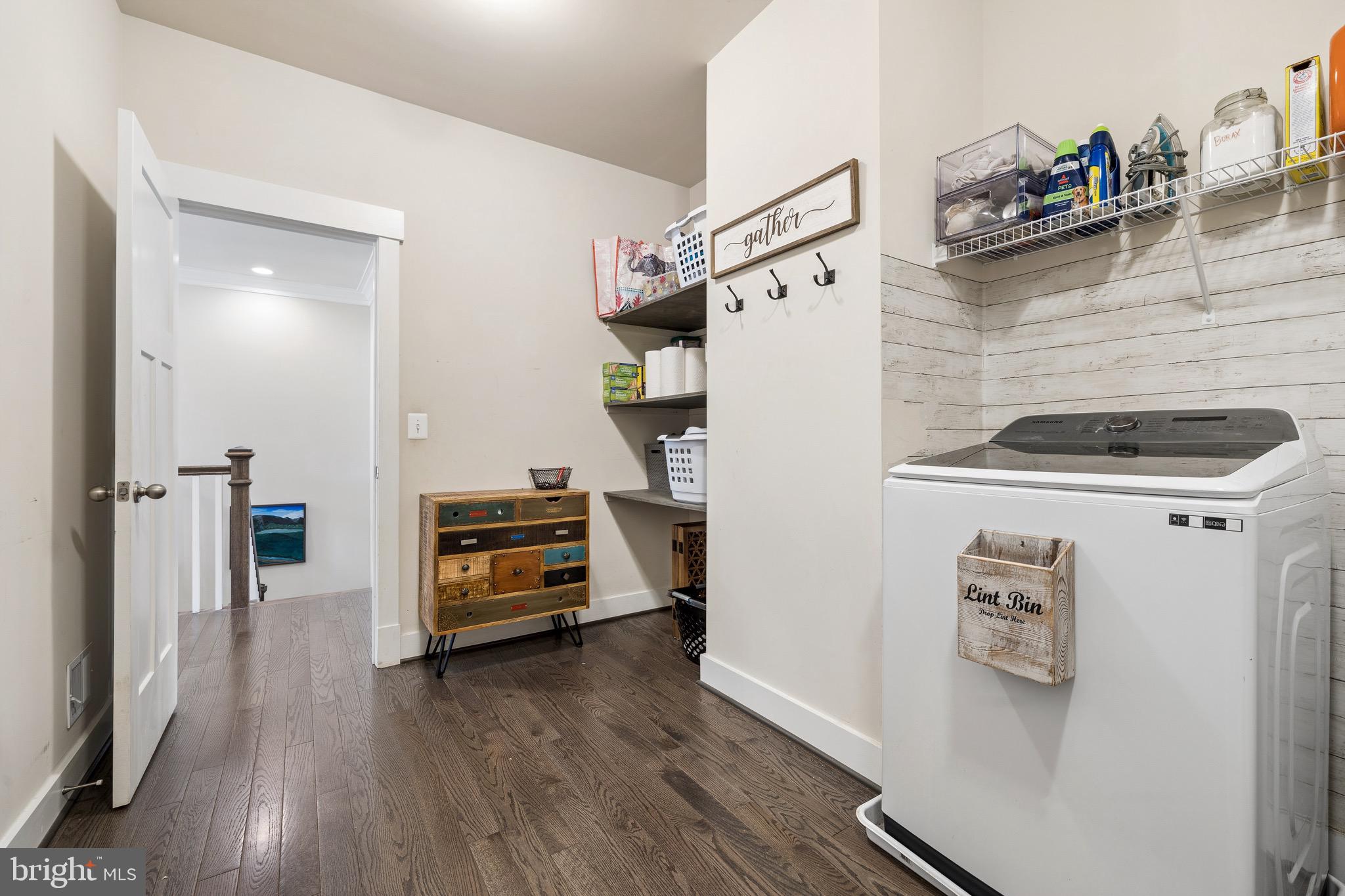 BROOKSIDE - Residential