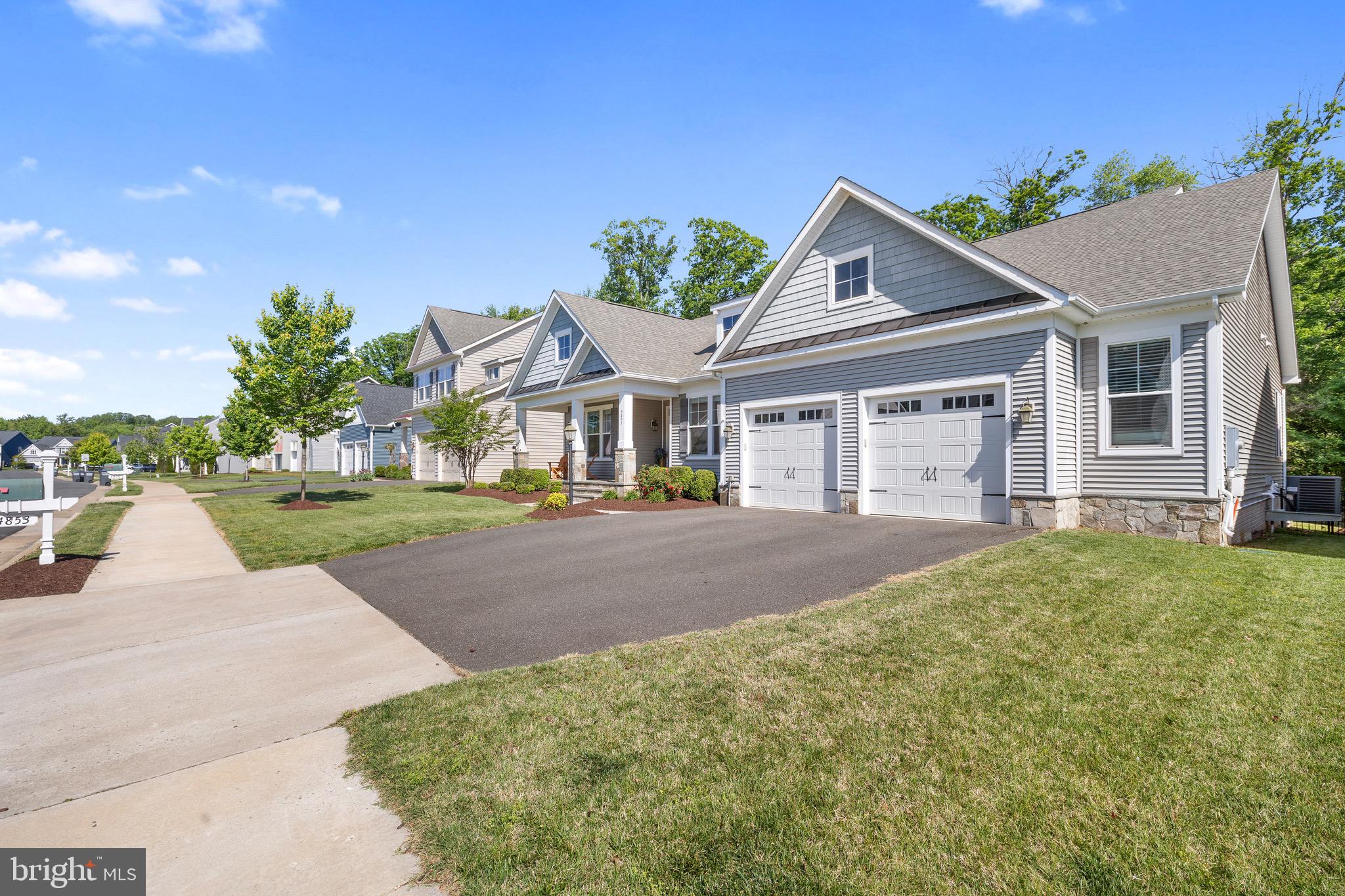 BROOKSIDE - Residential