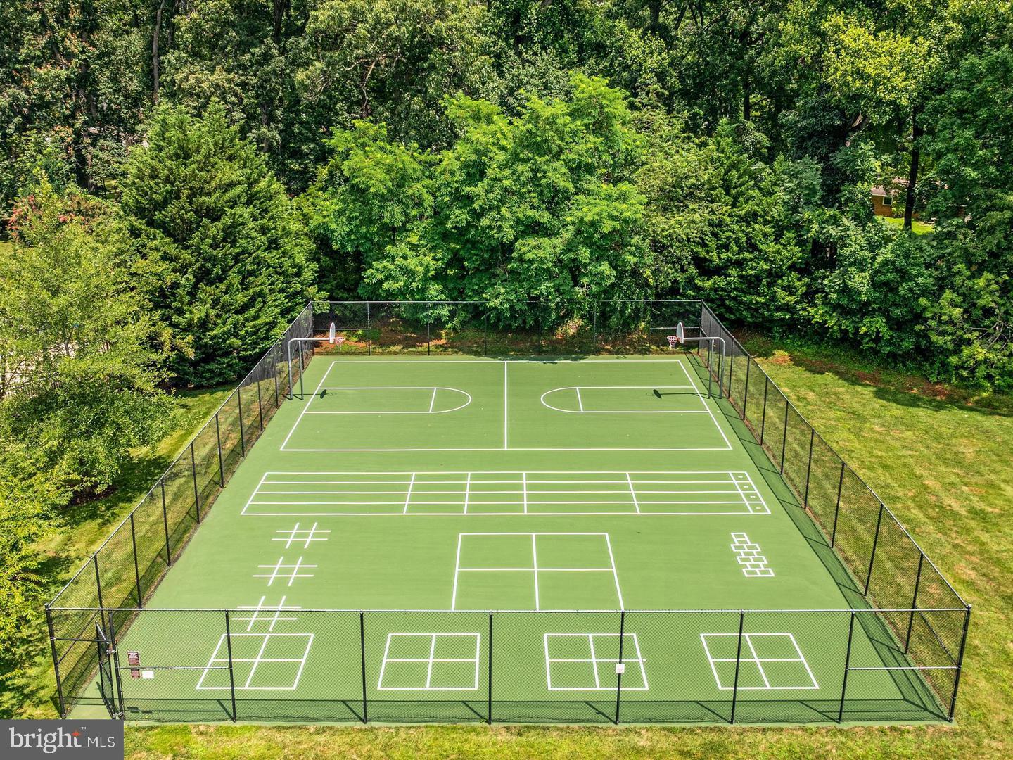 BROOKSIDE - Residential