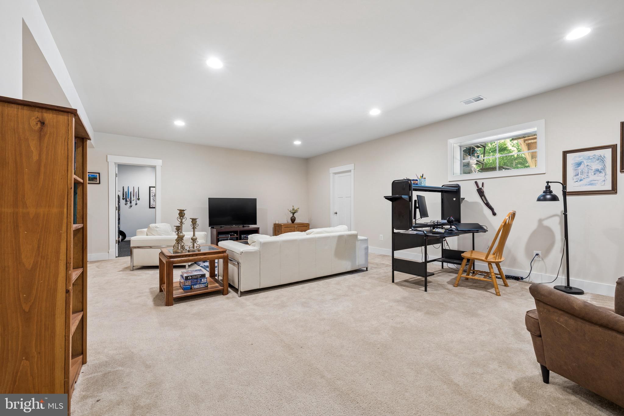 BROOKSIDE - Residential
