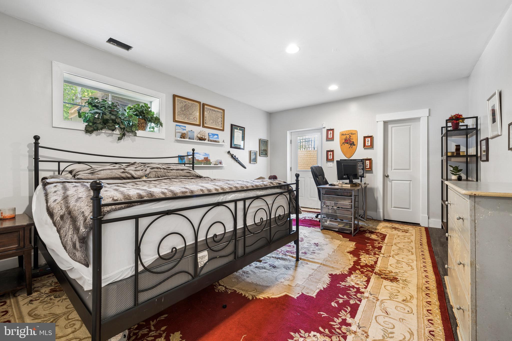 BROOKSIDE - Residential