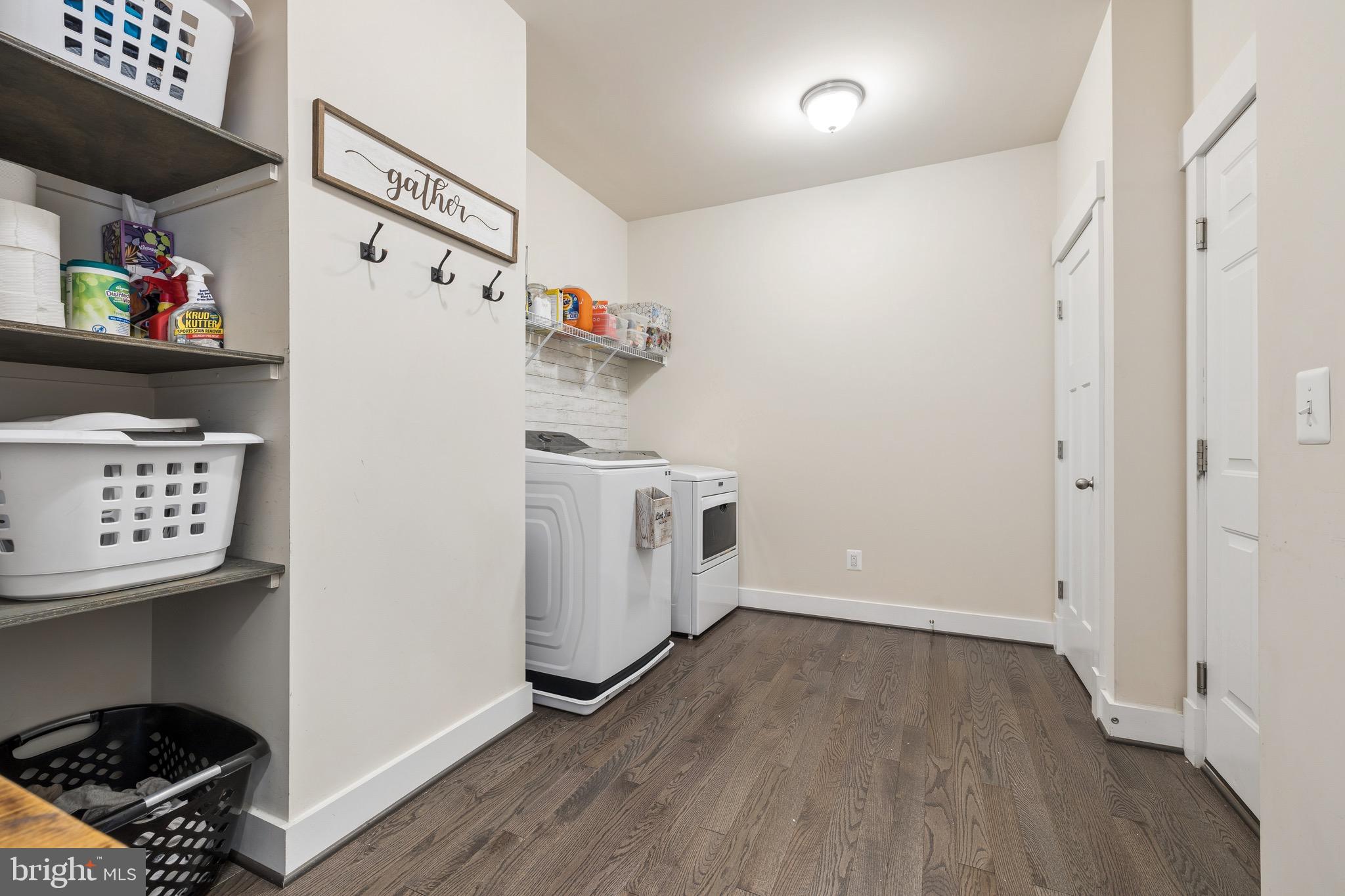 BROOKSIDE - Residential