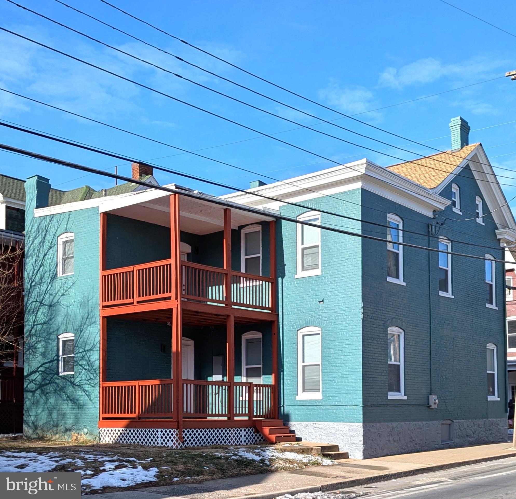 HAGERSTOWN - Residential