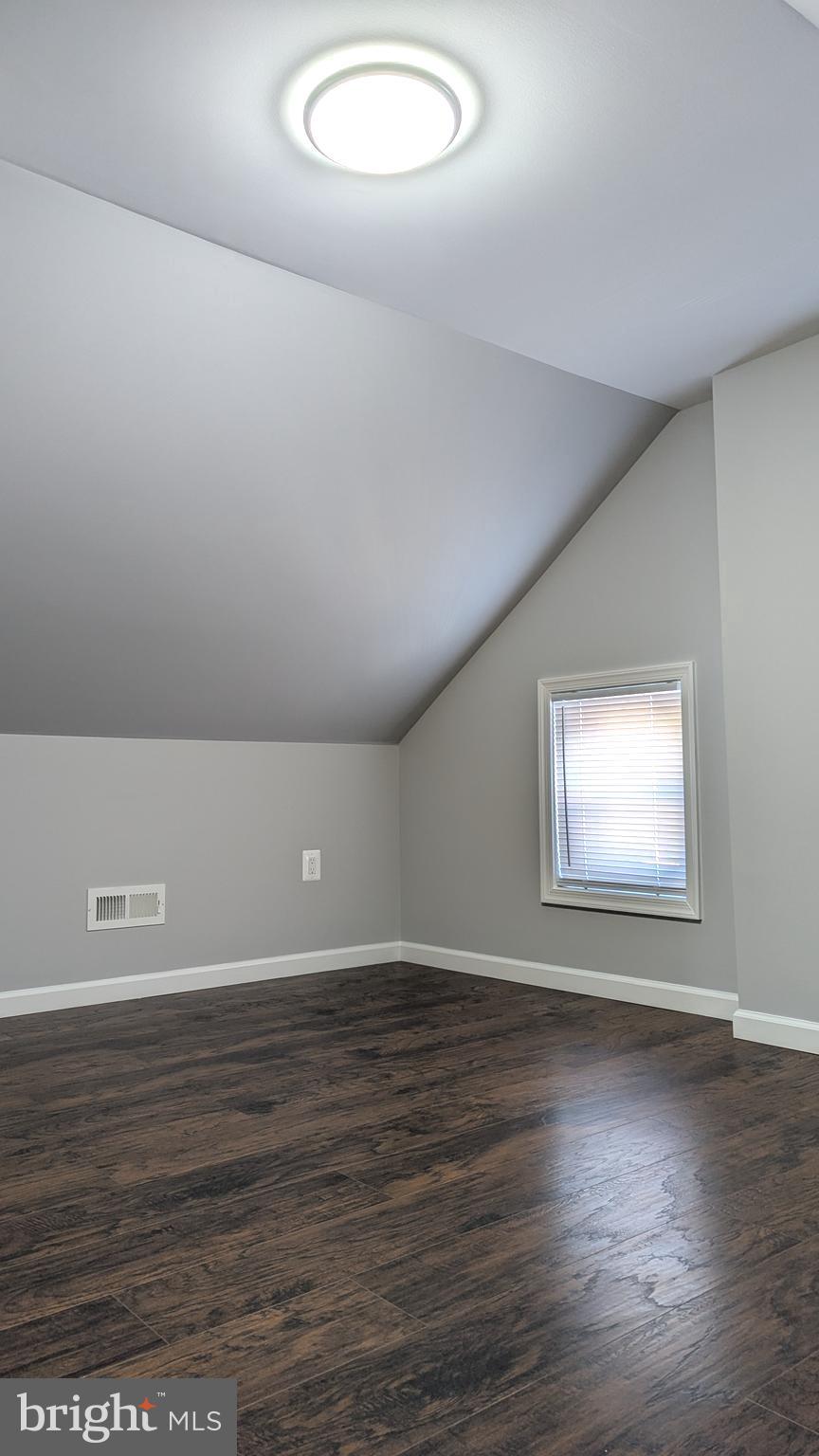 HAGERSTOWN - Residential
