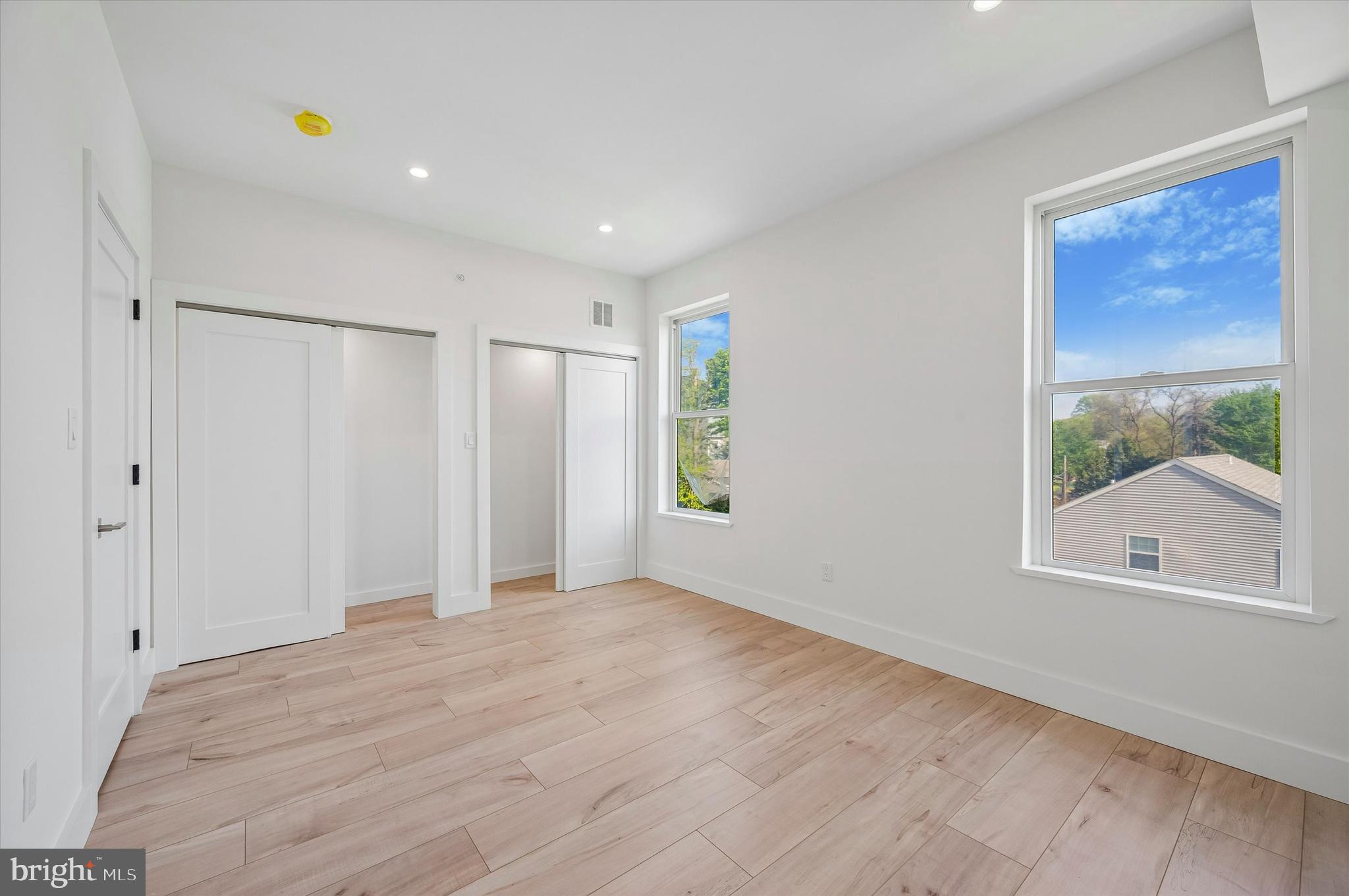 ROXBOROUGH - Residential