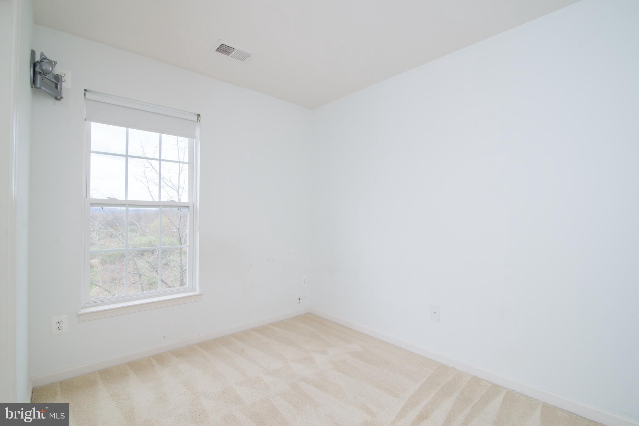 LAKELAND PLACE - Residential