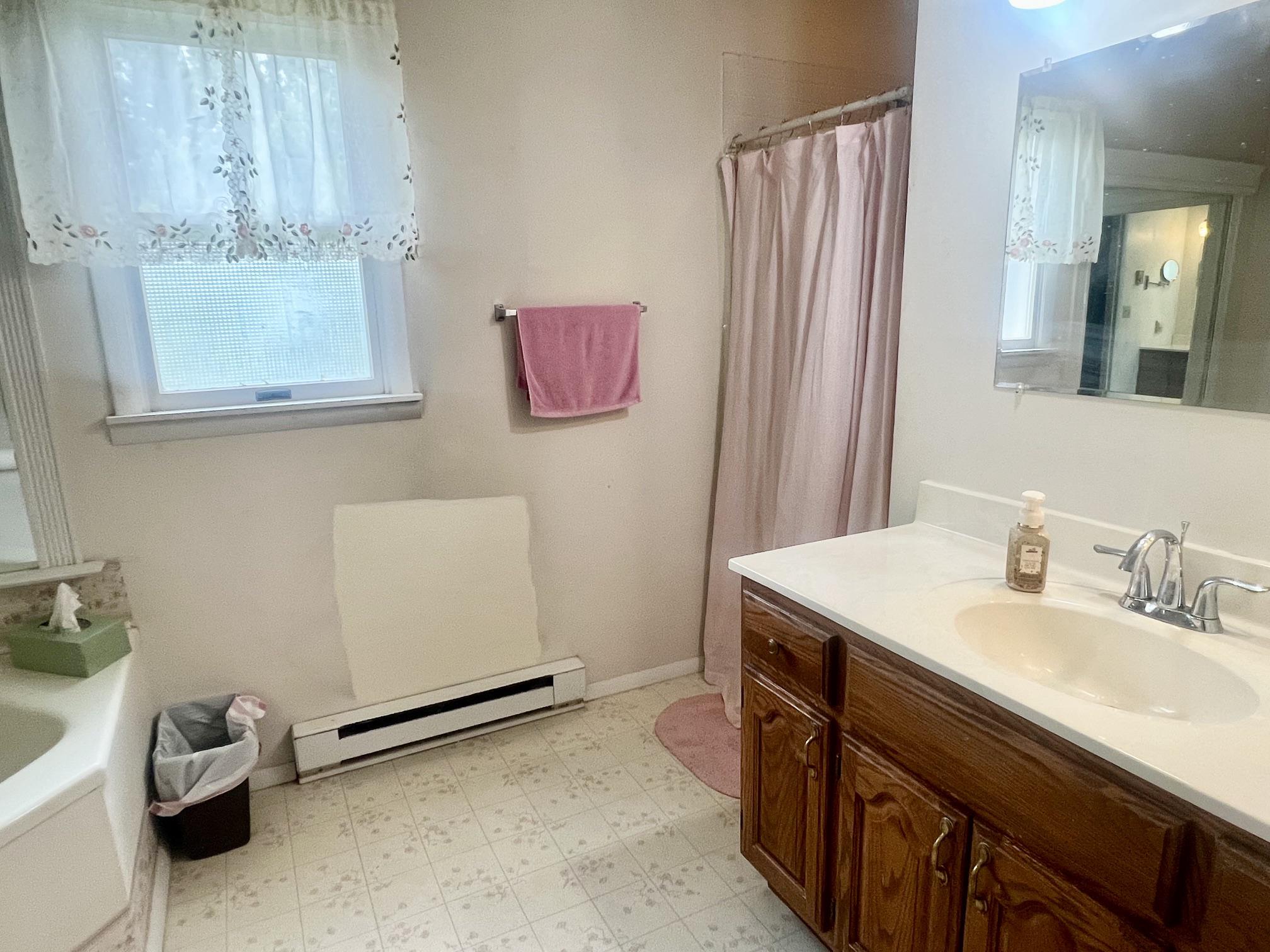 MOUNTAIN VIEW ESTATES - Residential