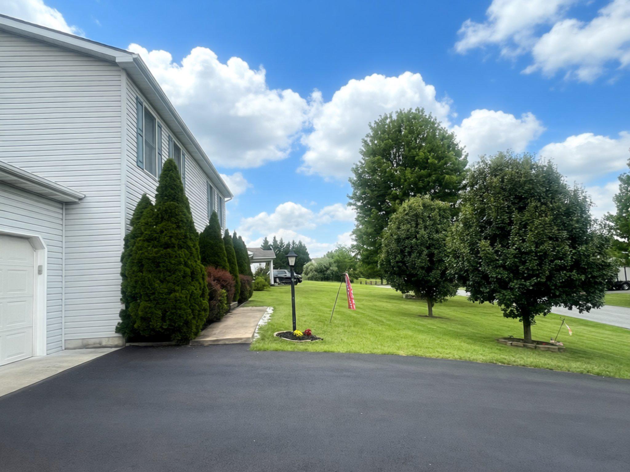 MOUNTAIN VIEW ESTATES - Residential