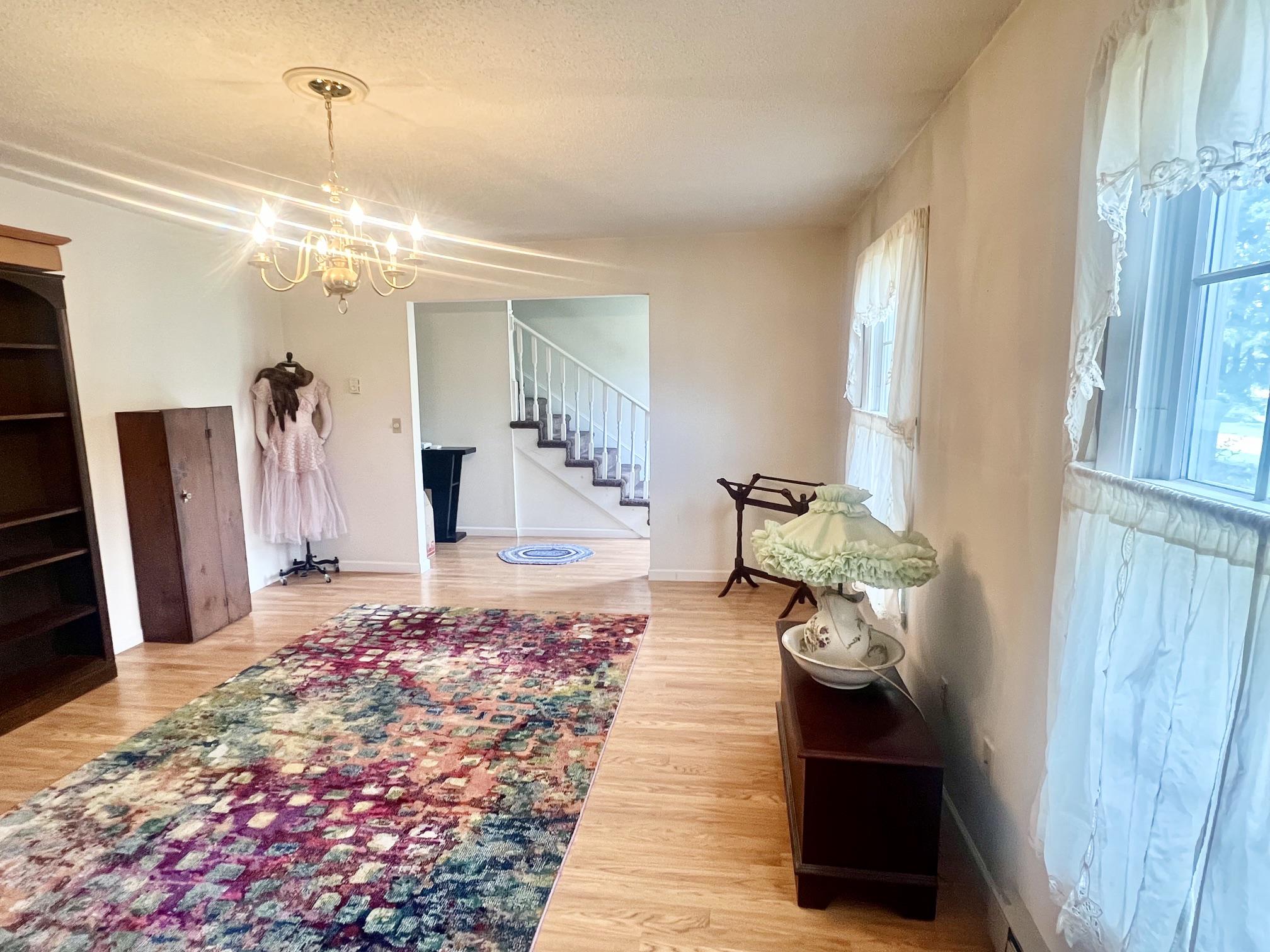 MOUNTAIN VIEW ESTATES - Residential