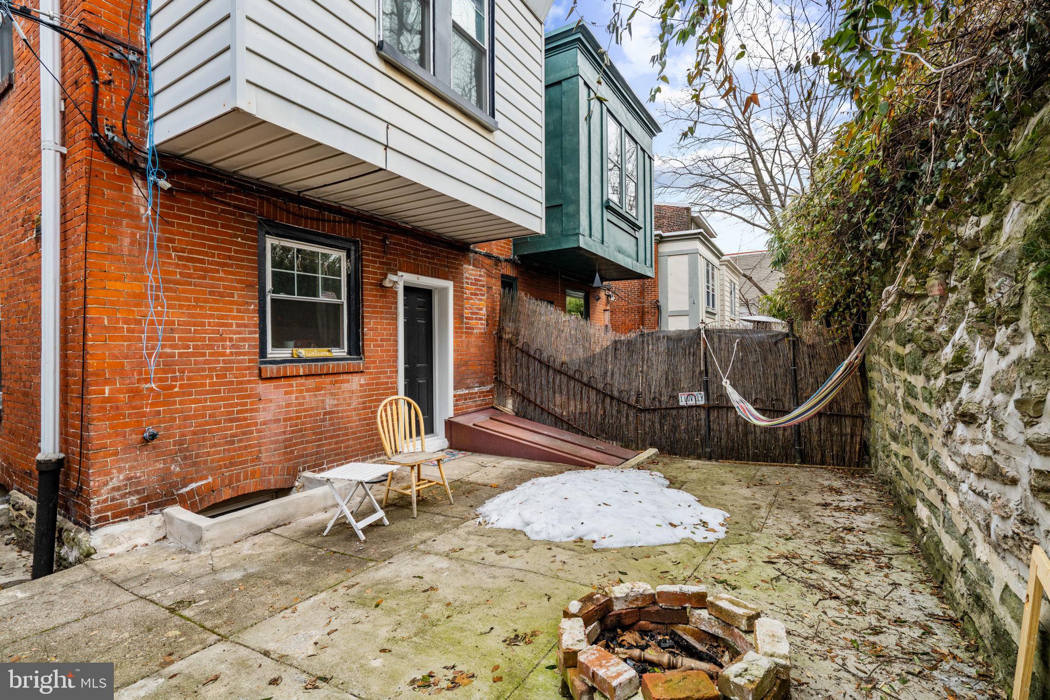 SPRUCE HILL - Residential Income