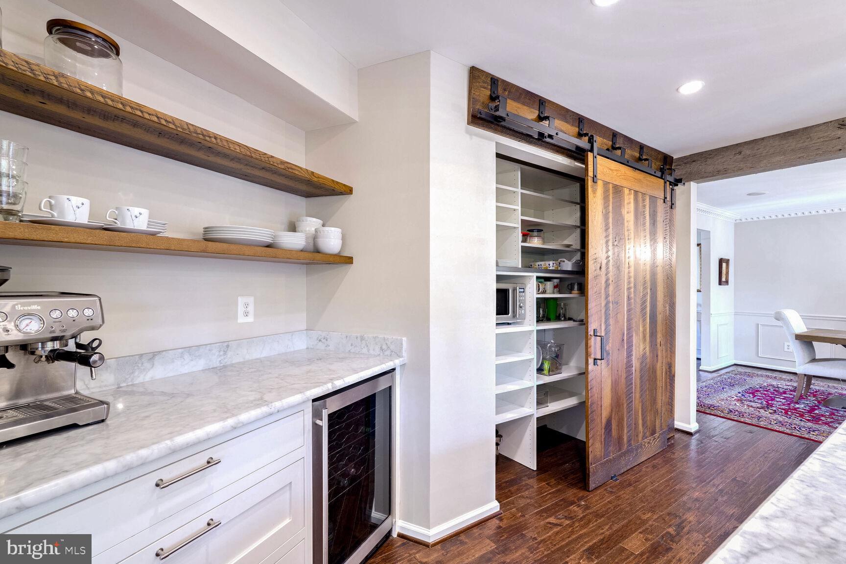 LANGLEY OAKS - Residential