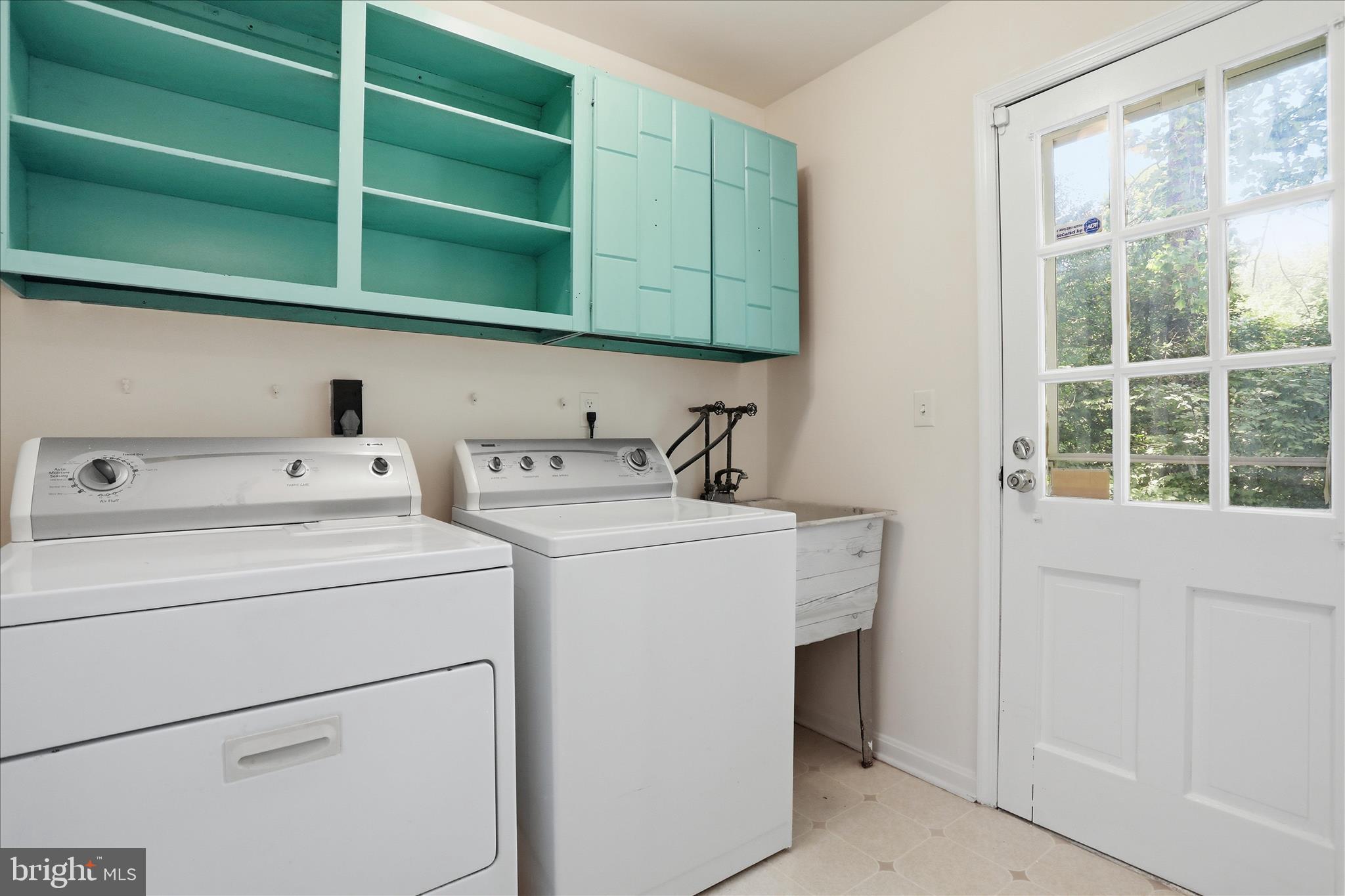 NEW MARK COMMONS - Residential