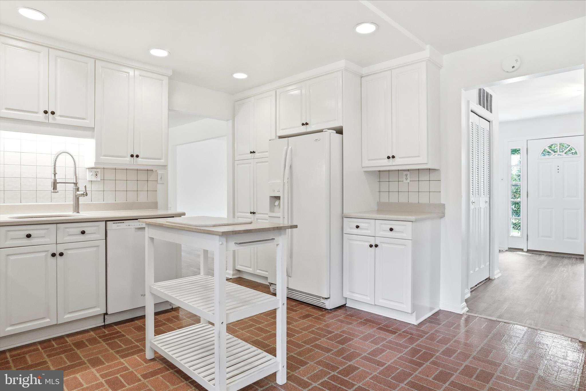 NEW MARK COMMONS - Residential