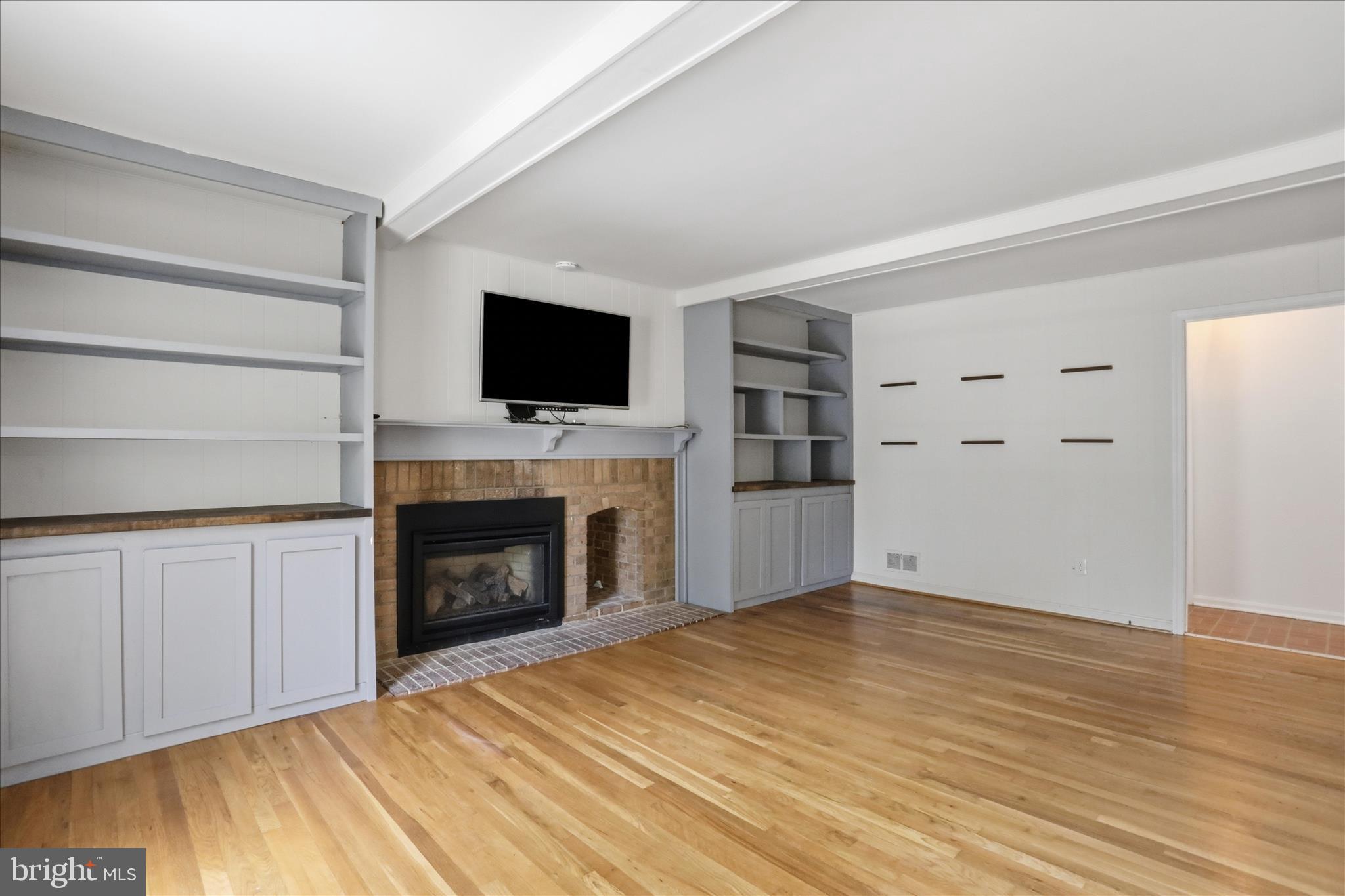 NEW MARK COMMONS - Residential