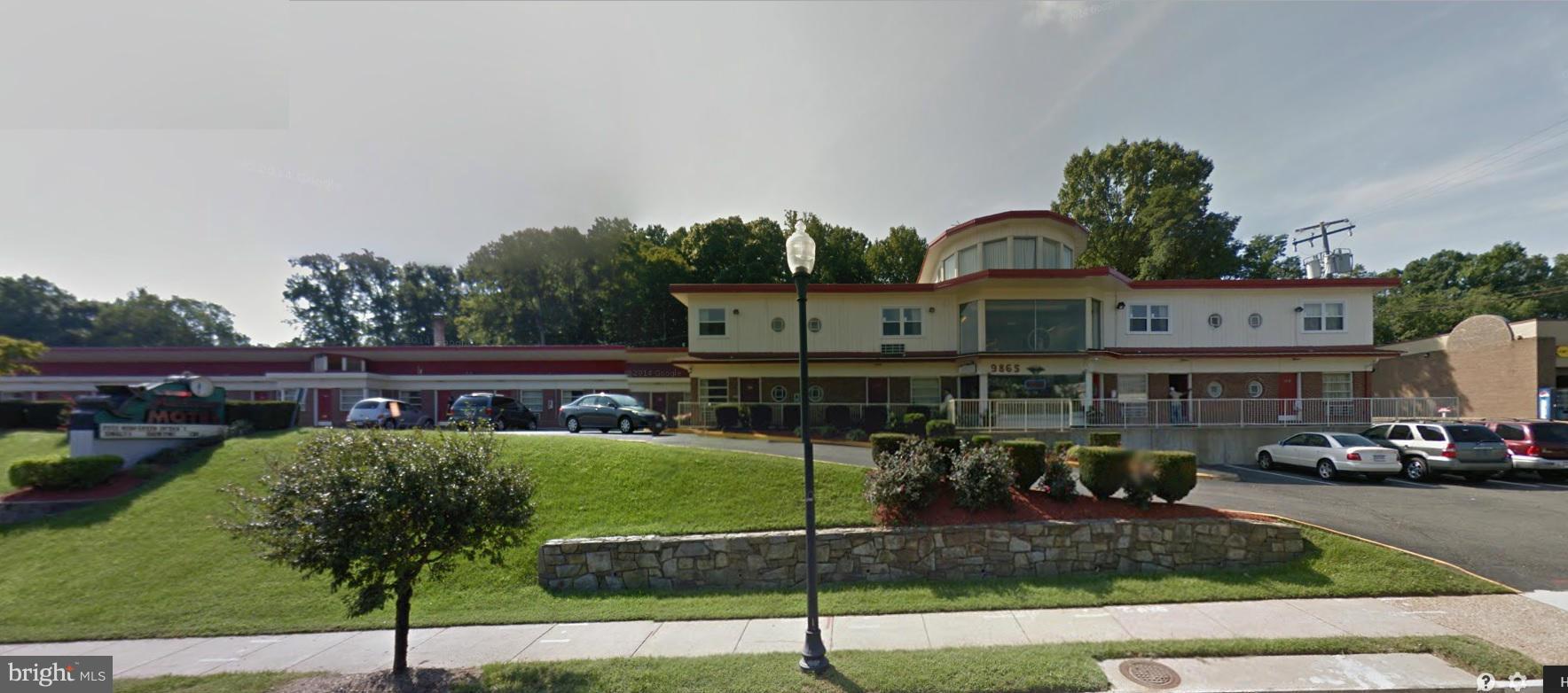 BOULEVARD COURTS - Commercial Sale