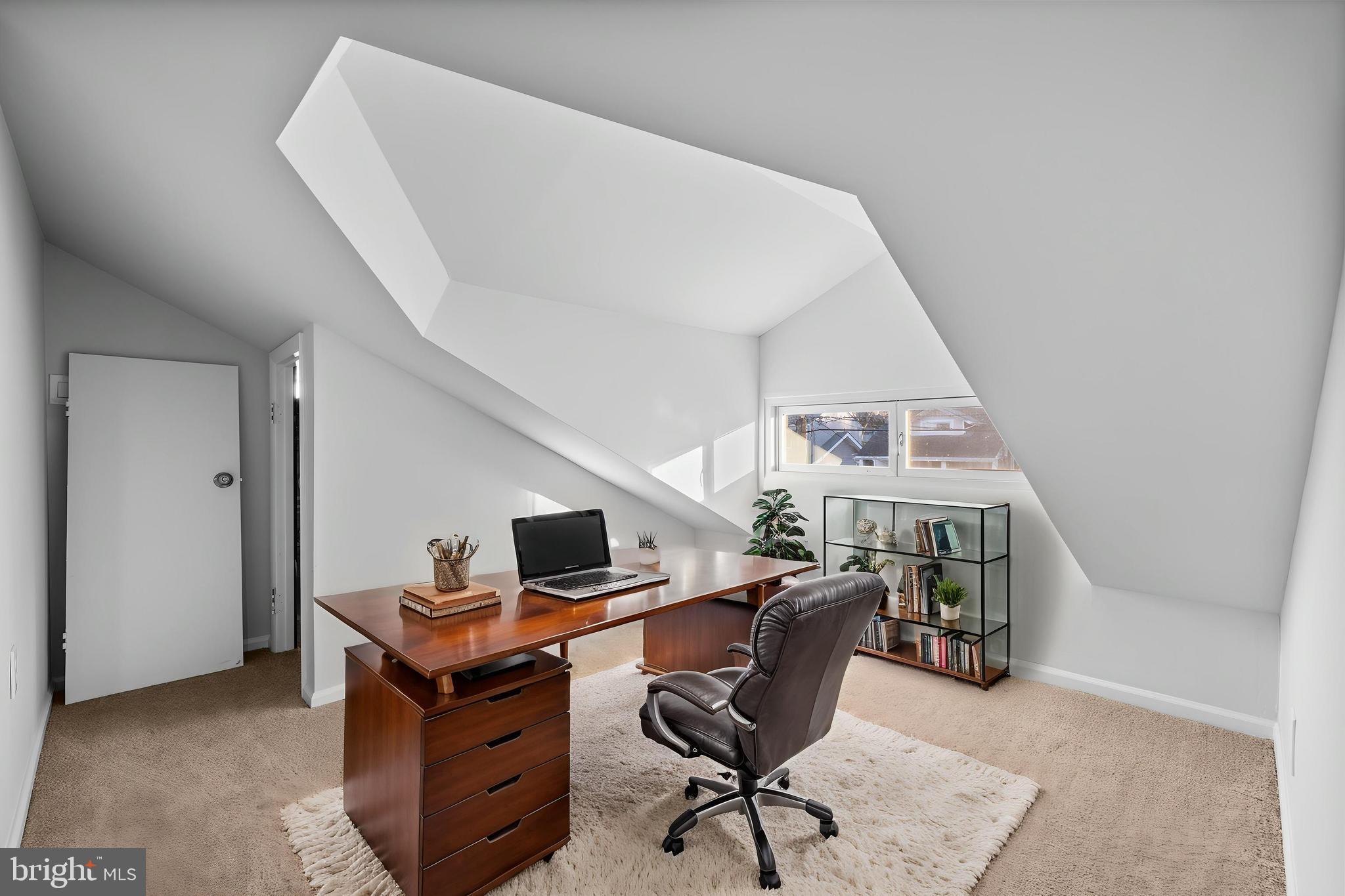 HYATTSVILLE HILLS - Residential