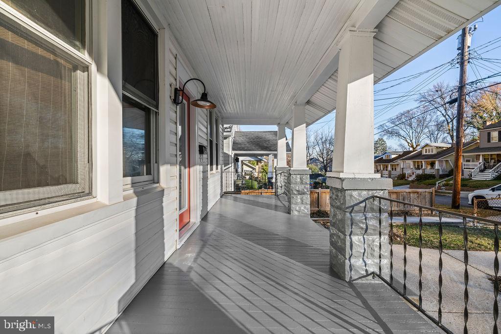 HYATTSVILLE HILLS - Residential