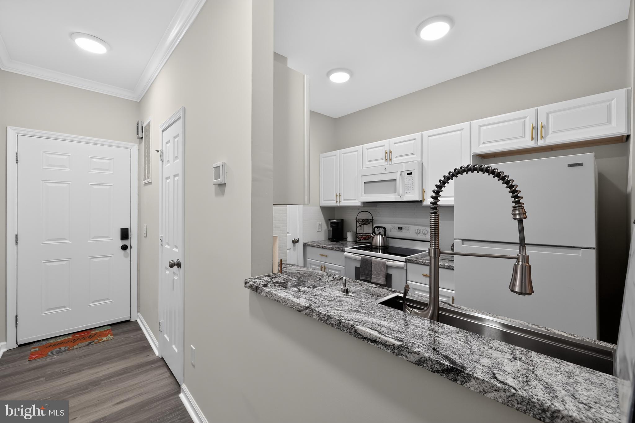CREEKWOOD - Residential