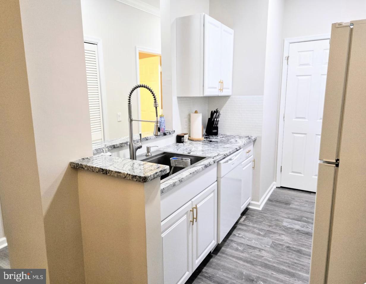 CREEKWOOD - Residential