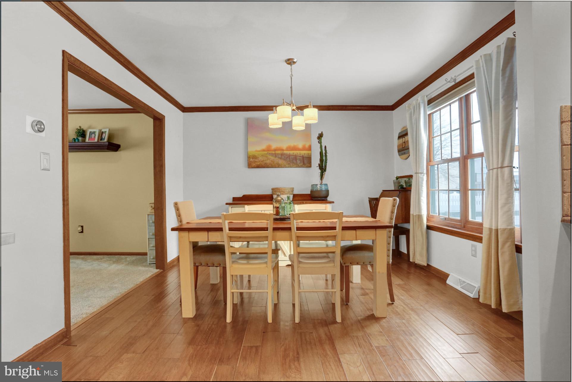 LORANE ORCHARD - Residential
