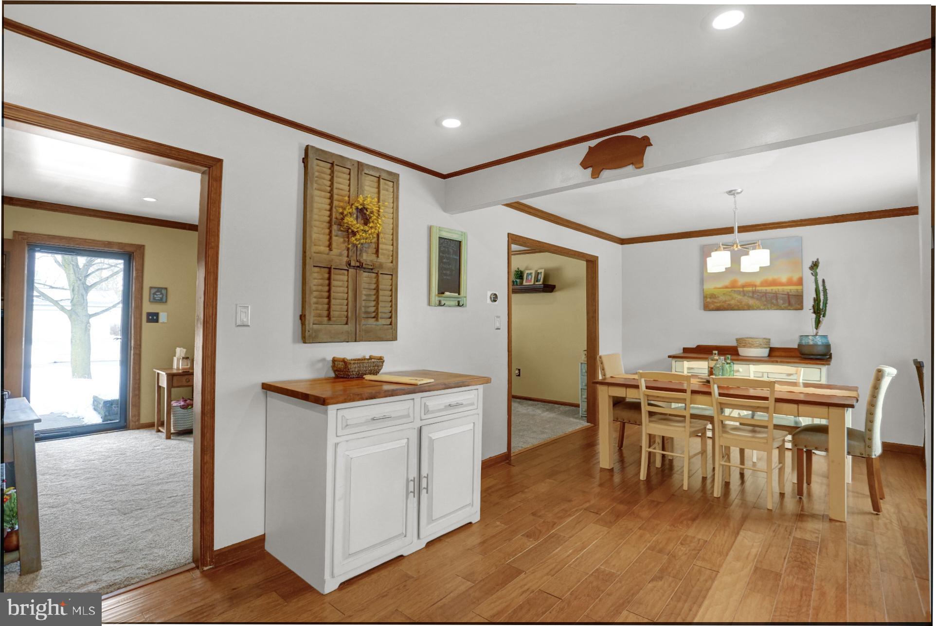 LORANE ORCHARD - Residential