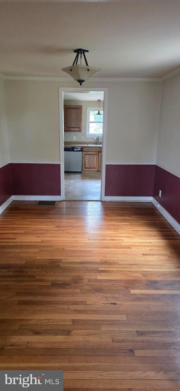 OAK HILLS - Residential