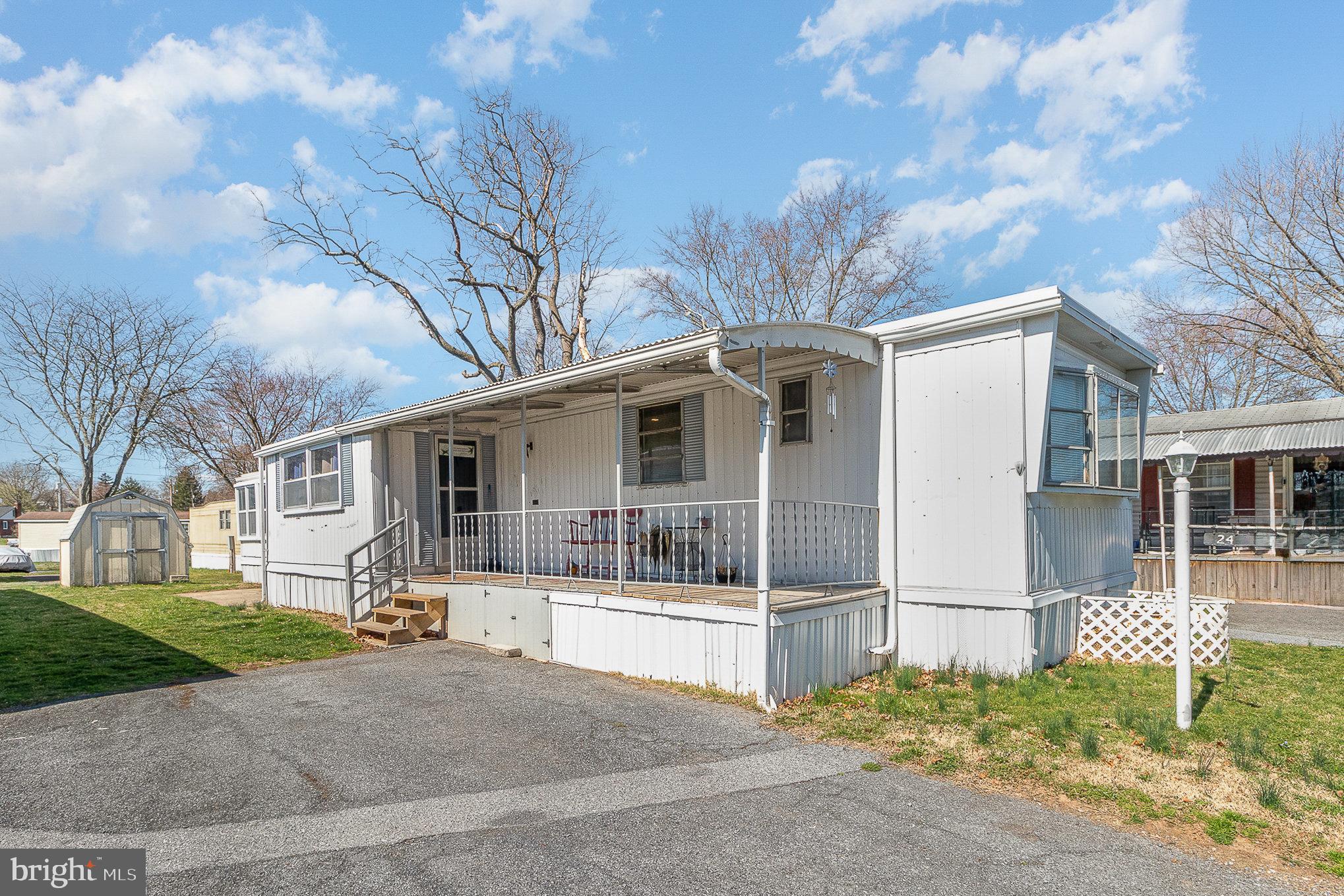 HARBORTON PLACE - Residential