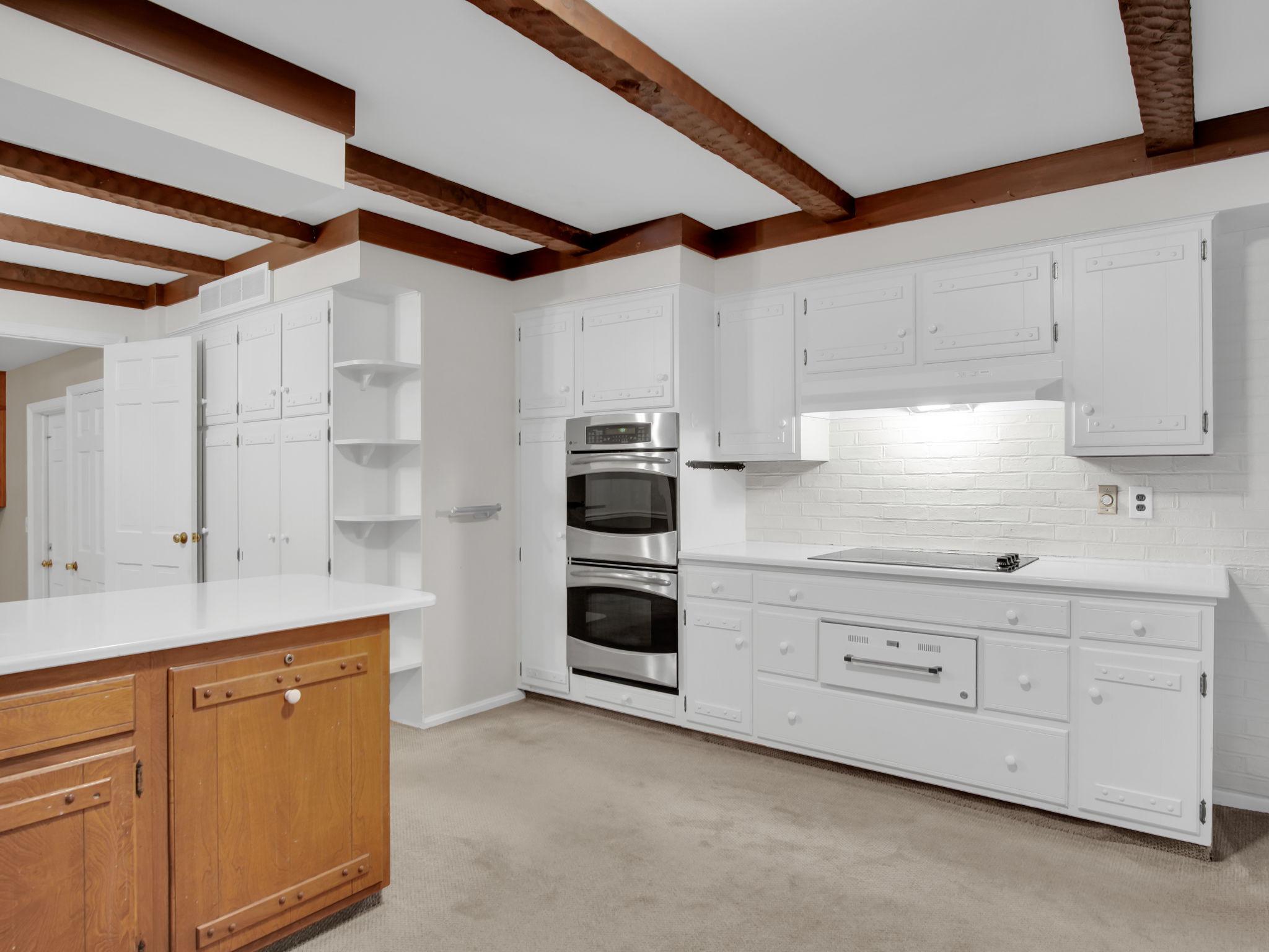 ROCKY RIDGE - Residential
