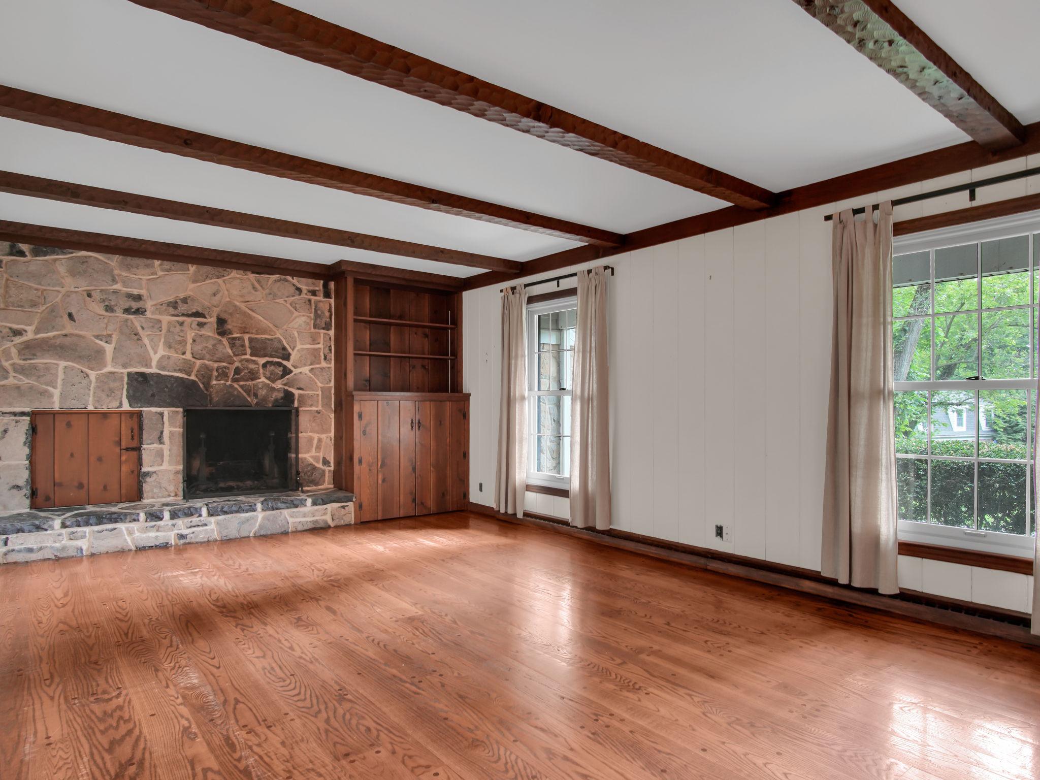 ROCKY RIDGE - Residential