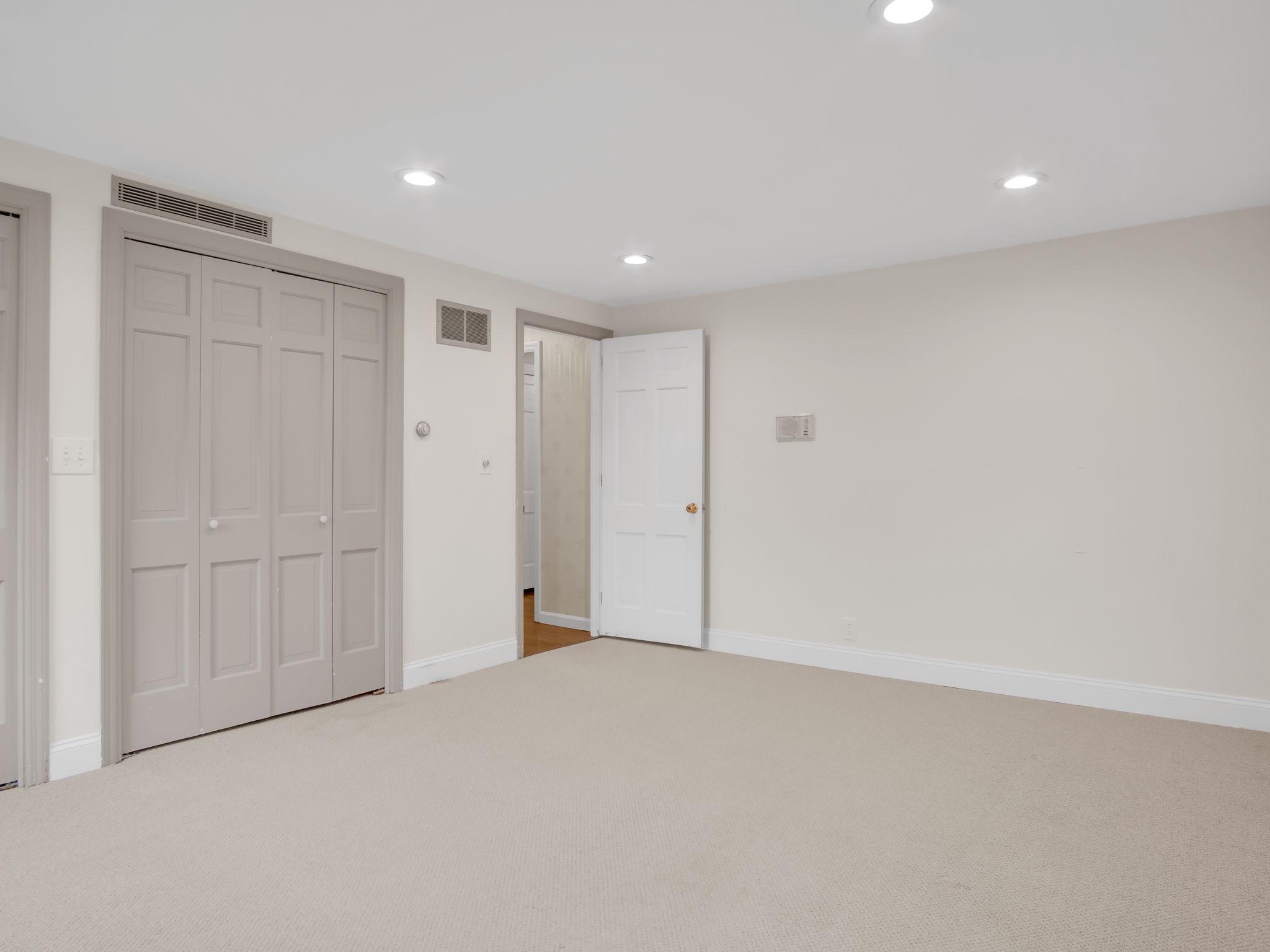 ROCKY RIDGE - Residential