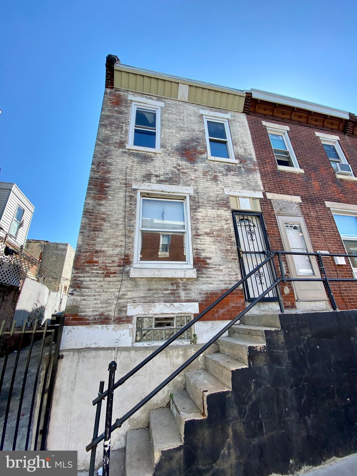 KENSINGTON - Residential