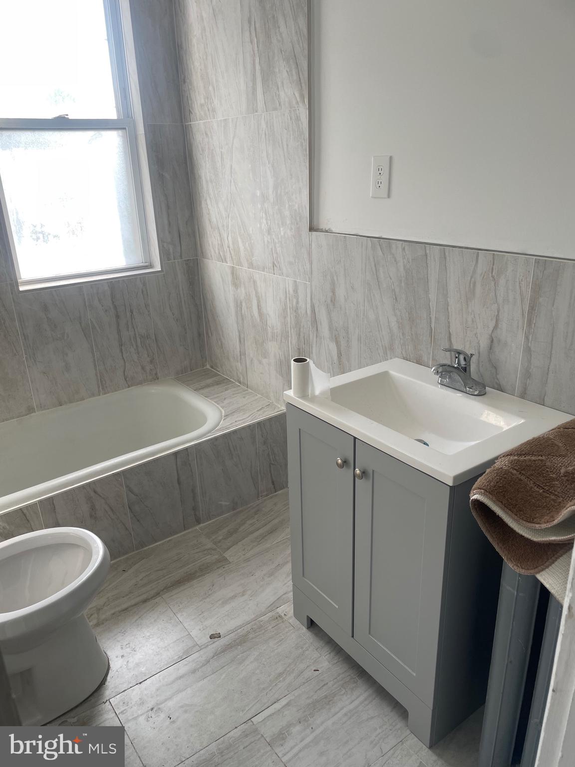 WEST OAK LANE - Commercial Sale