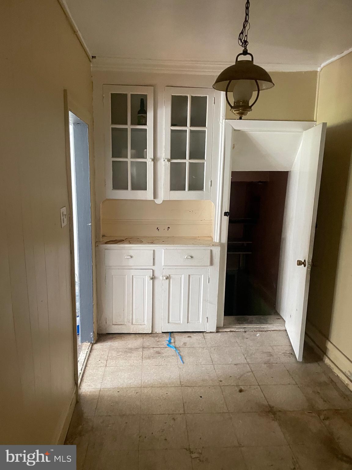 WEST OAK LANE - Commercial Sale