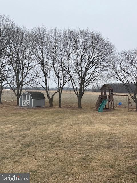 NONE, RURAL - Residential Lease