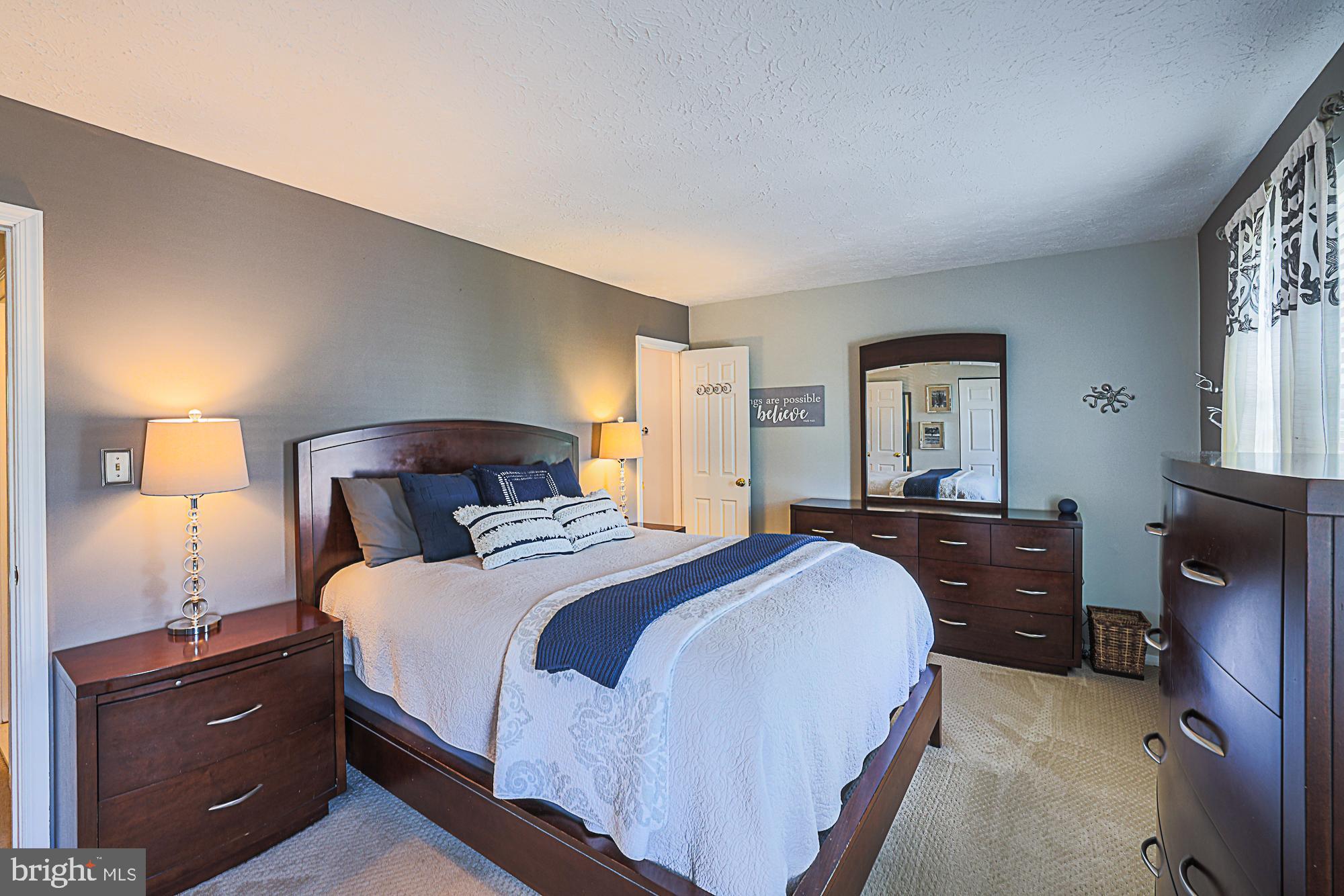 OAKHURST - Residential