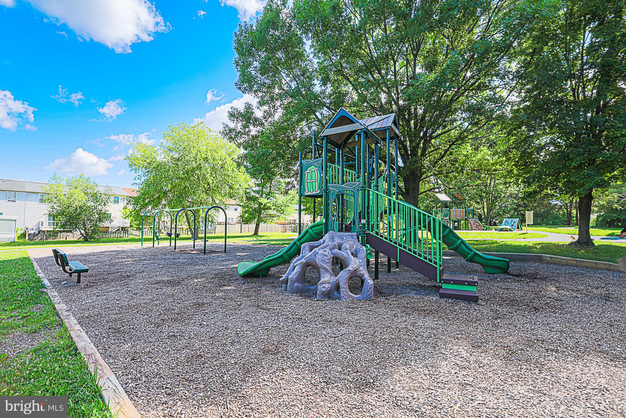 OAKHURST - Residential