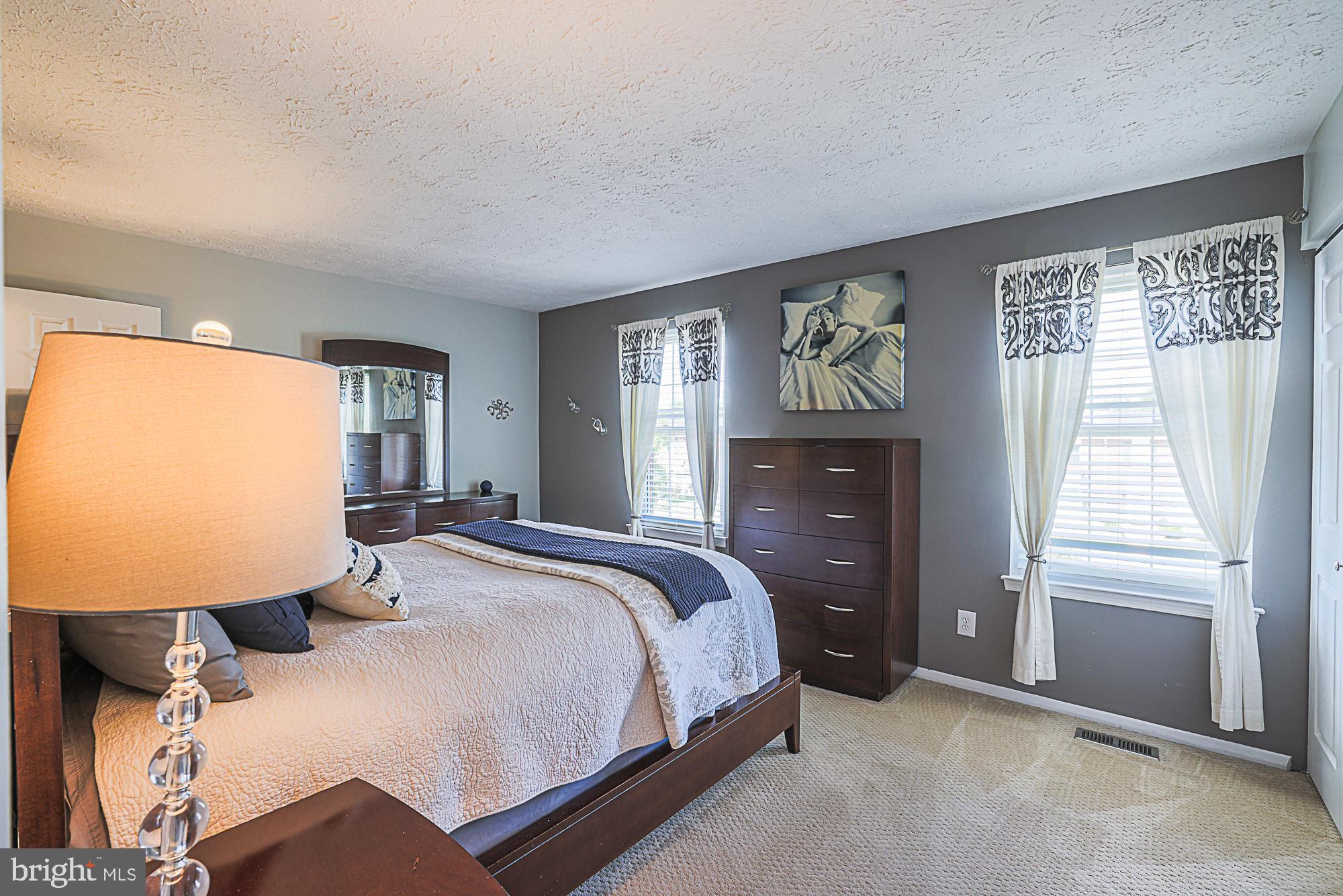 OAKHURST - Residential